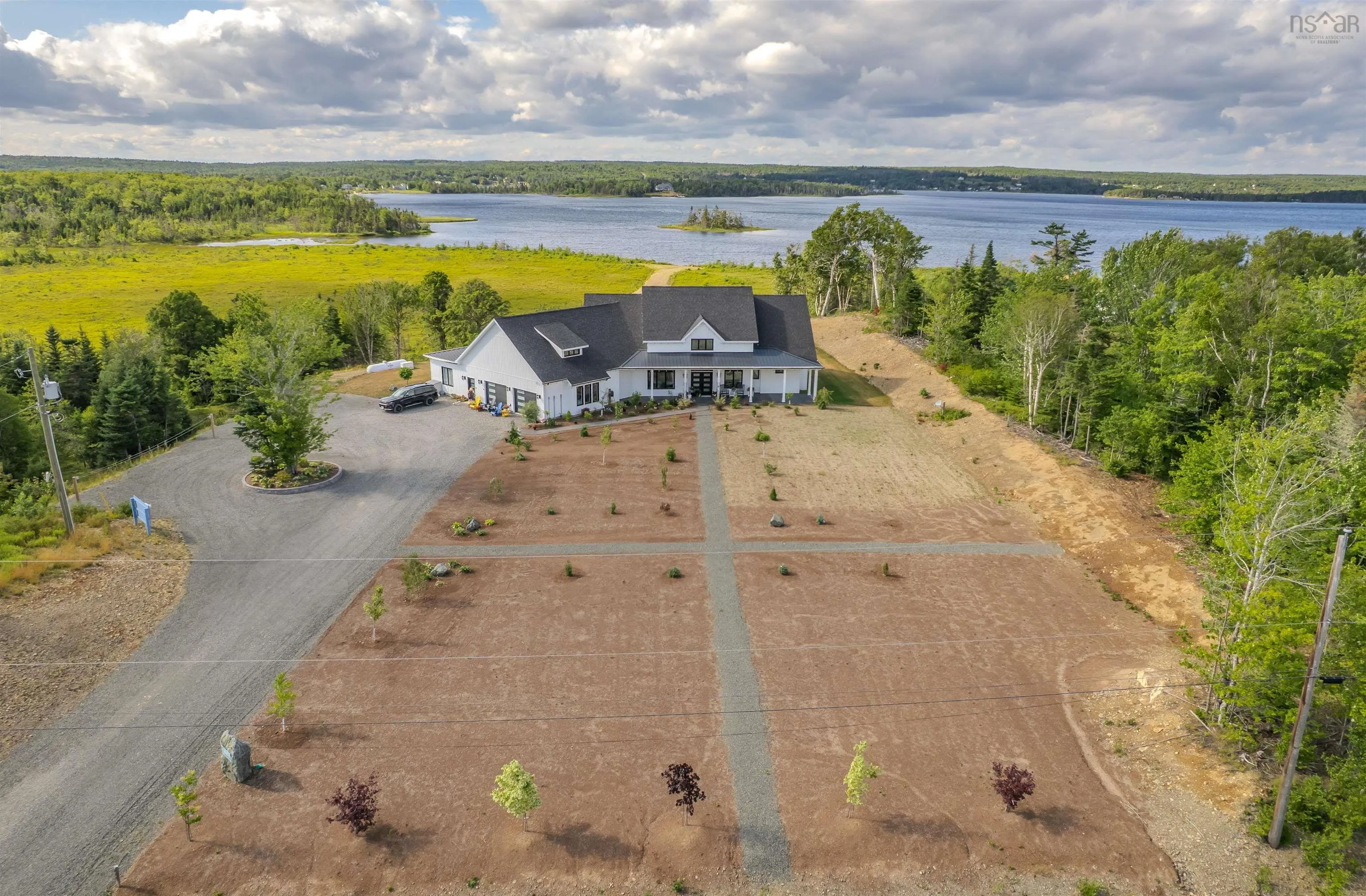 377 Shieling Drive, Marion Bridge, NS B1K 0B3, 3 Bedrooms Bedrooms, ,4 BathroomsBathrooms,Residential,For Sale,Shieling,202520492