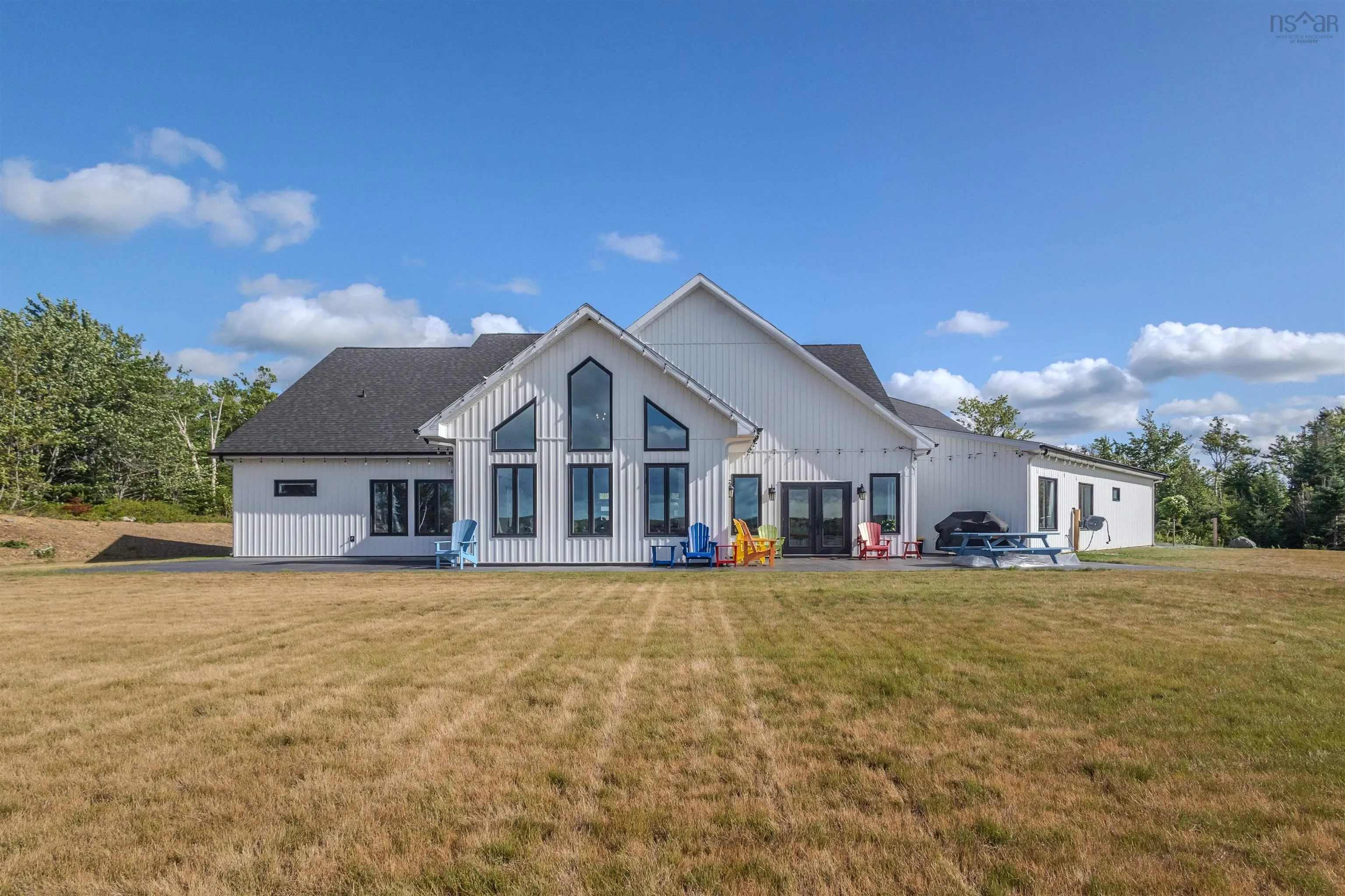 377 Shieling Drive, Marion Bridge, NS B1K 0B3, 3 Bedrooms Bedrooms, ,4 BathroomsBathrooms,Residential,For Sale,Shieling,202520492