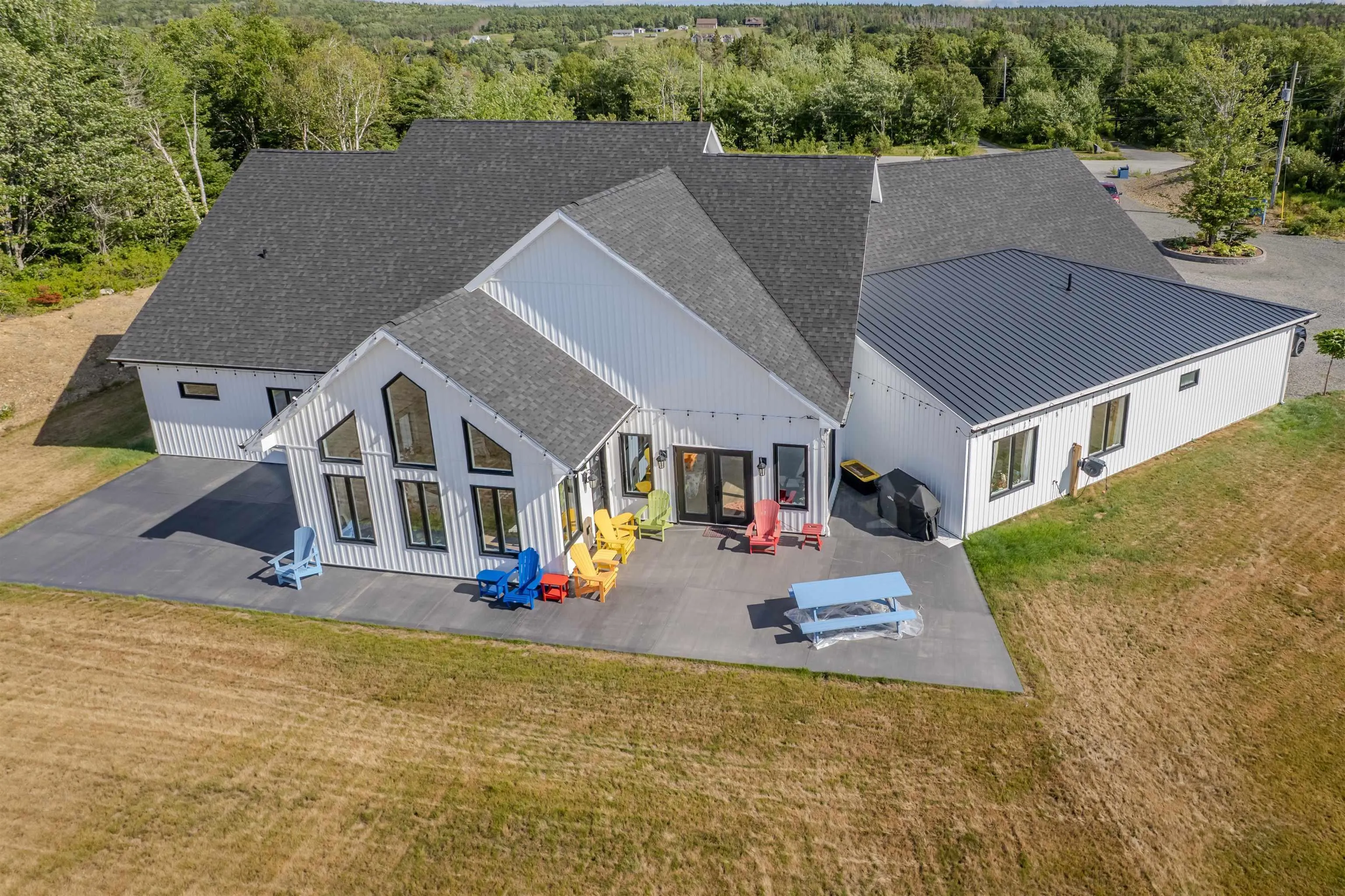 377 Shieling Drive, Marion Bridge, NS B1K 0B3, 3 Bedrooms Bedrooms, ,4 BathroomsBathrooms,Residential,For Sale,Shieling,202520492