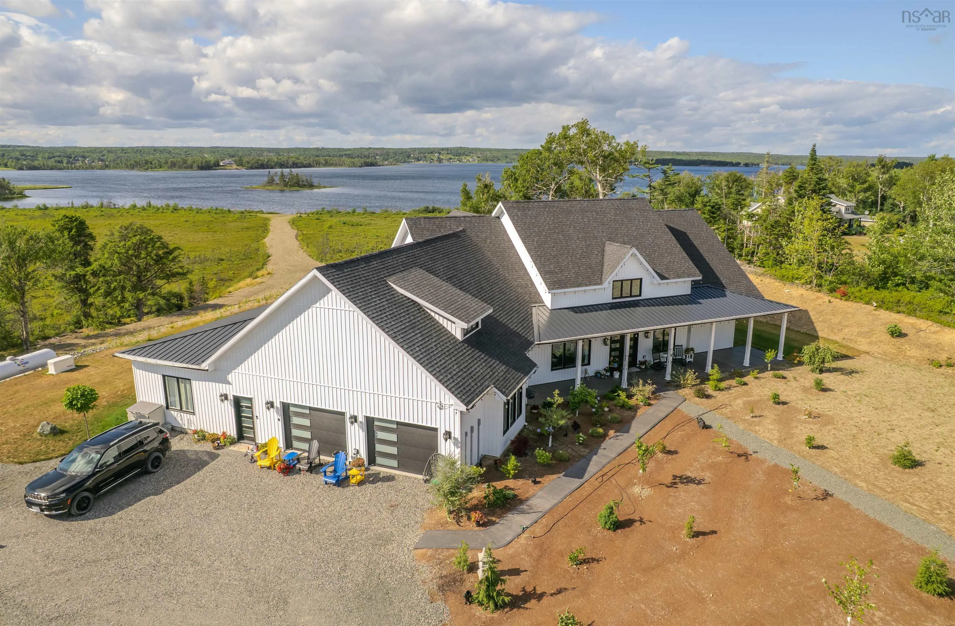 377 Shieling Drive, Marion Bridge, NS B1K 0B3, 3 Bedrooms Bedrooms, ,4 BathroomsBathrooms,Residential,For Sale,Shieling,202520492