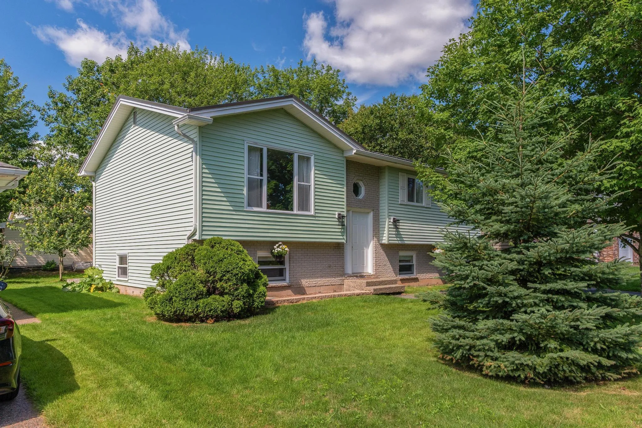 7 Pulsifer Court, Dartmouth, NS B2W 6A1, 3 Bedrooms Bedrooms, ,2 BathroomsBathrooms,Residential,For Sale,Pulsifer,202518681