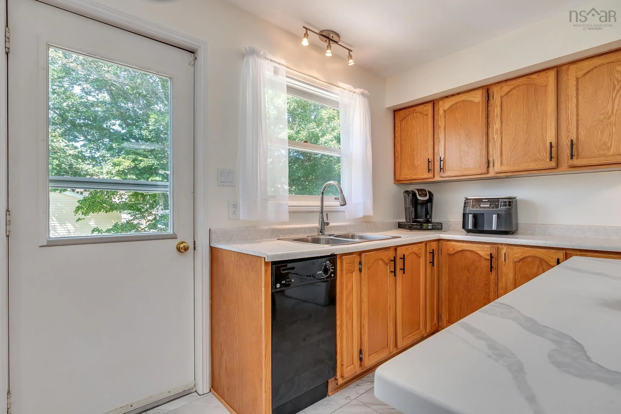 7 Pulsifer Court, Dartmouth, NS B2W 6A1, 3 Bedrooms Bedrooms, ,2 BathroomsBathrooms,Residential,For Sale,Pulsifer,202518681