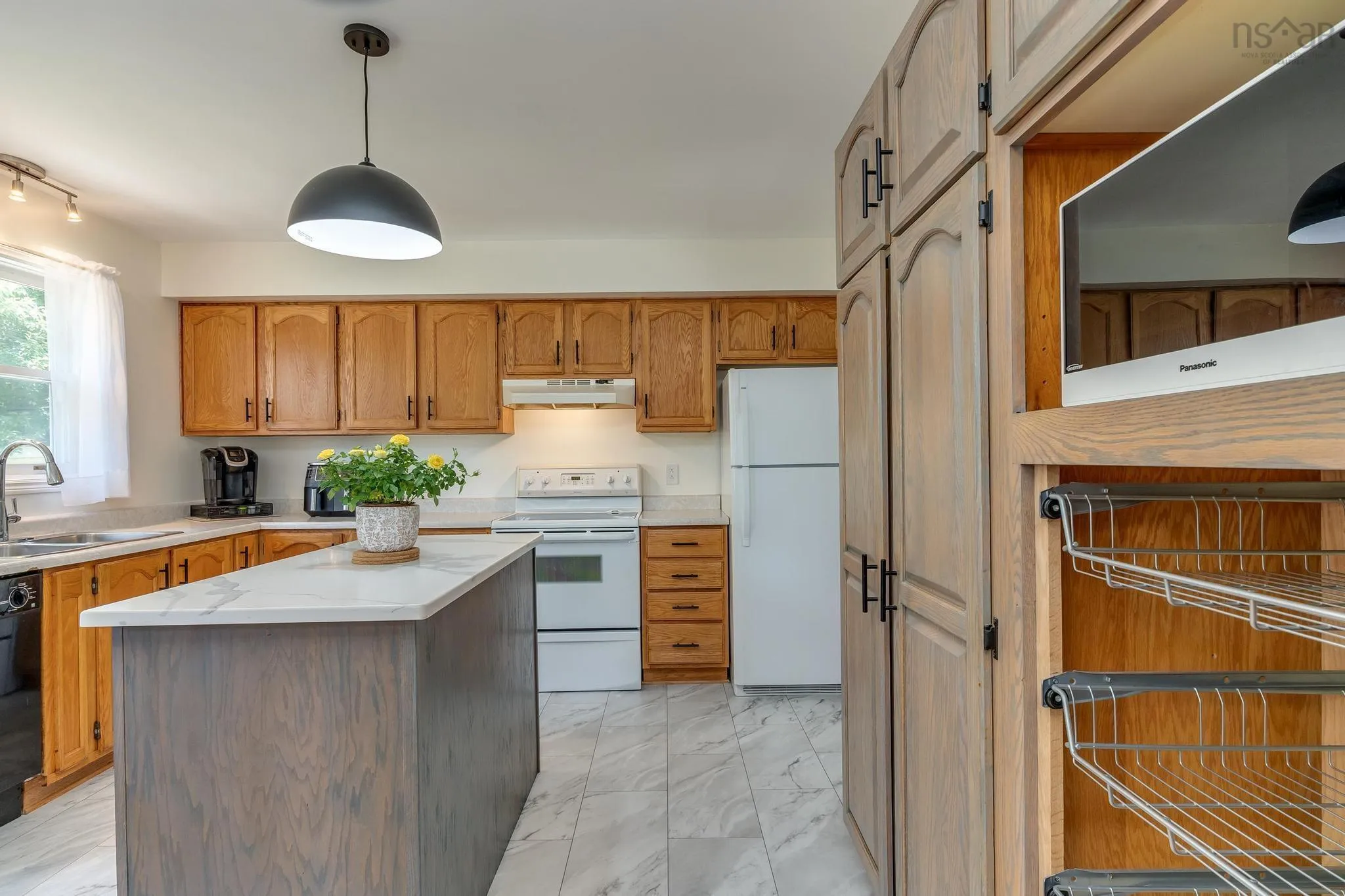 7 Pulsifer Court, Dartmouth, NS B2W 6A1, 3 Bedrooms Bedrooms, ,2 BathroomsBathrooms,Residential,For Sale,Pulsifer,202518681