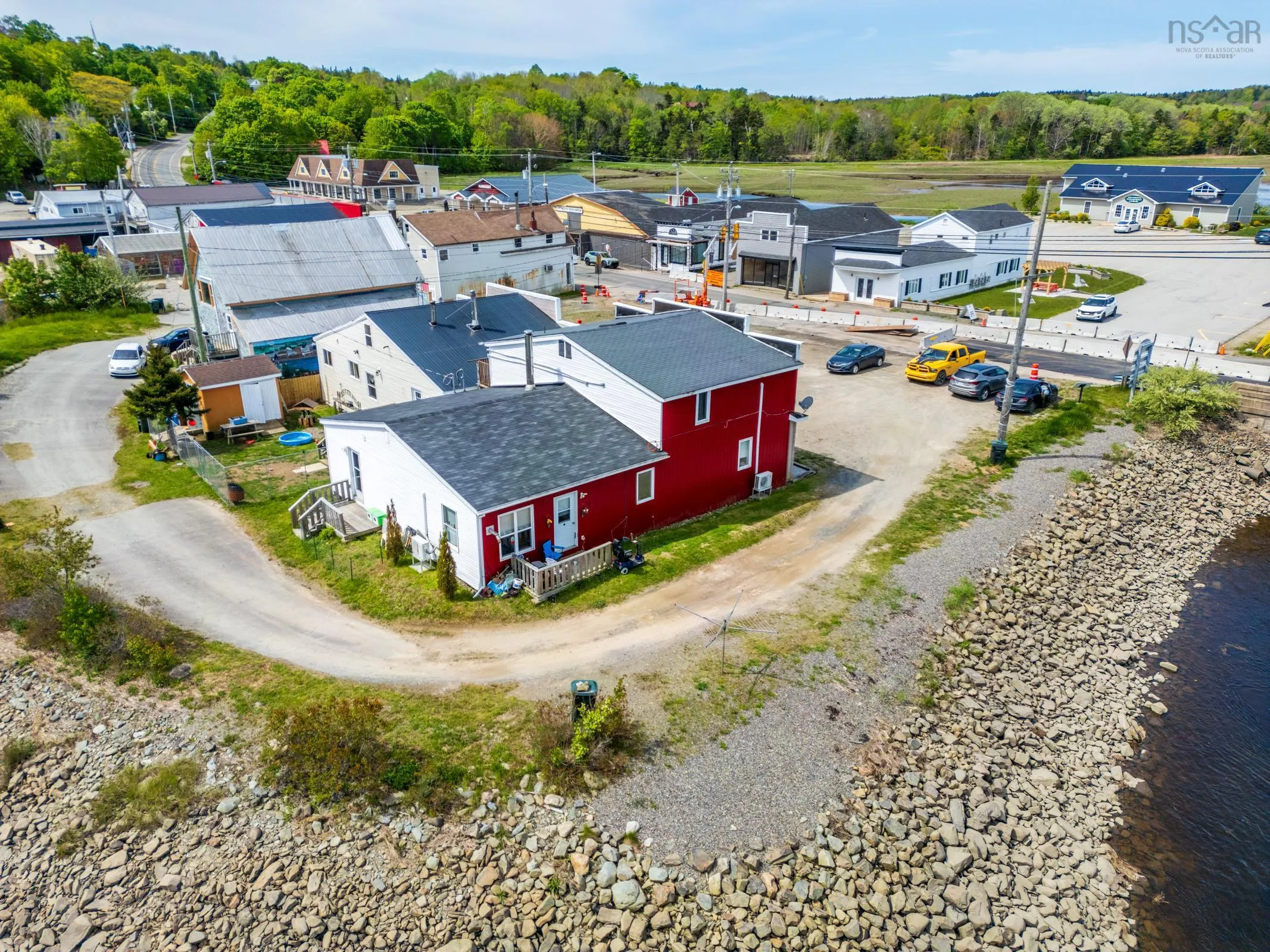 4574 Highway 1, Weymouth, NS B0W 3T0, 5 Bedrooms Bedrooms, ,Residential Income,For Sale,Highway 1,202513316