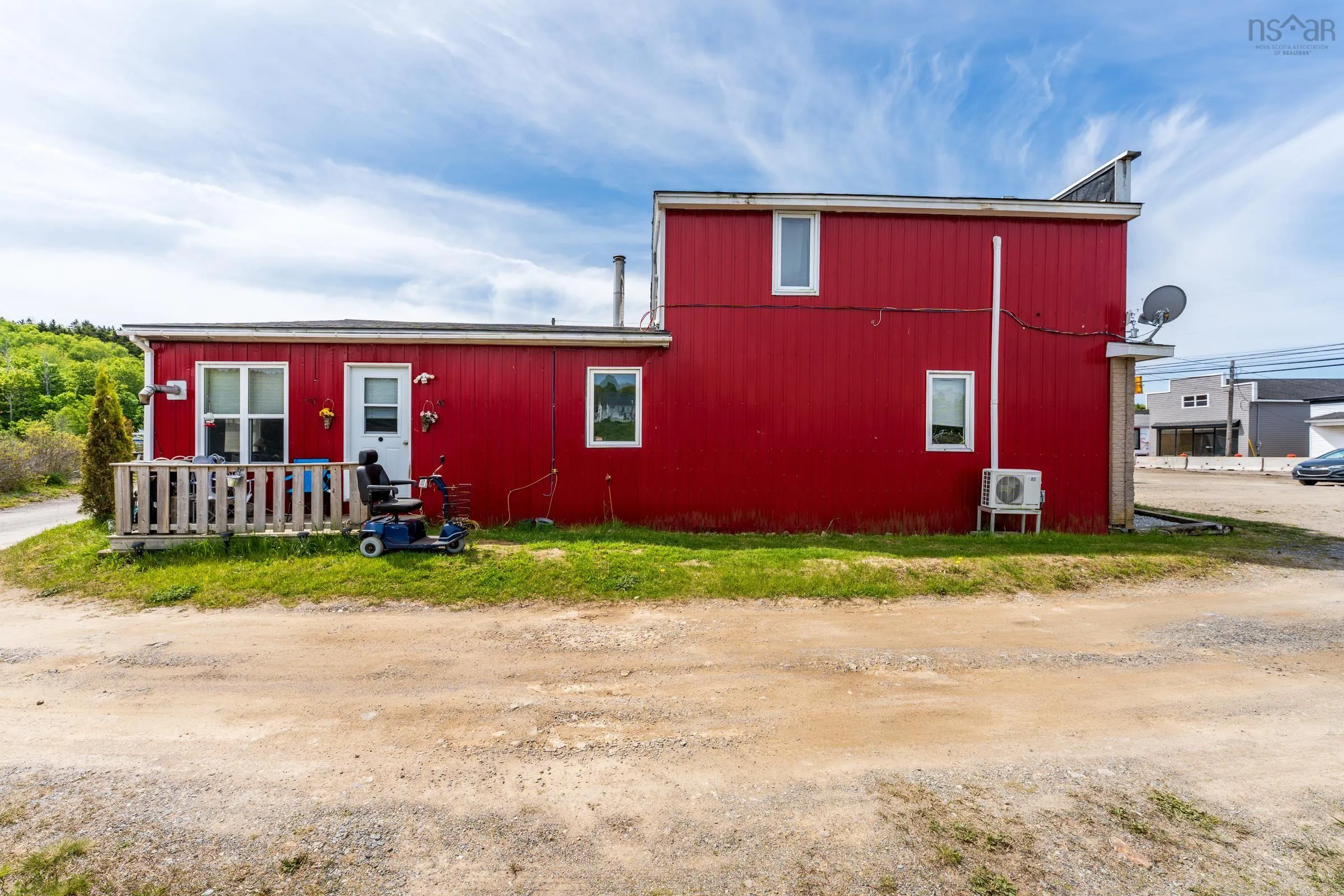 4574 Highway 1, Weymouth, NS B0W 3T0, 5 Bedrooms Bedrooms, ,Residential Income,For Sale,Highway 1,202513316