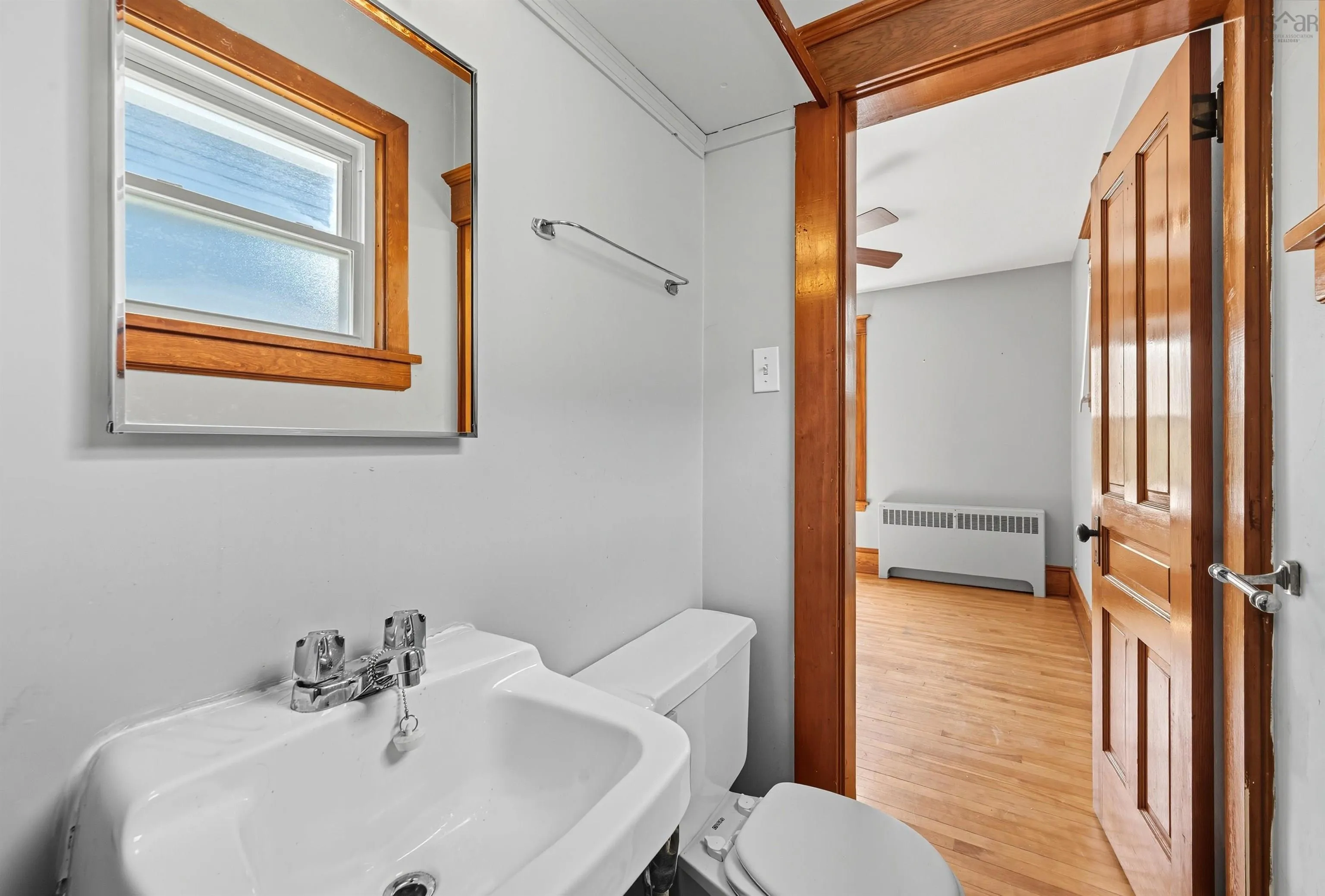 5644 Macara Street, Halifax, NS B3K 1W2, 3 Bedrooms Bedrooms, ,2 BathroomsBathrooms,Residential,For Sale,Macara,202522866