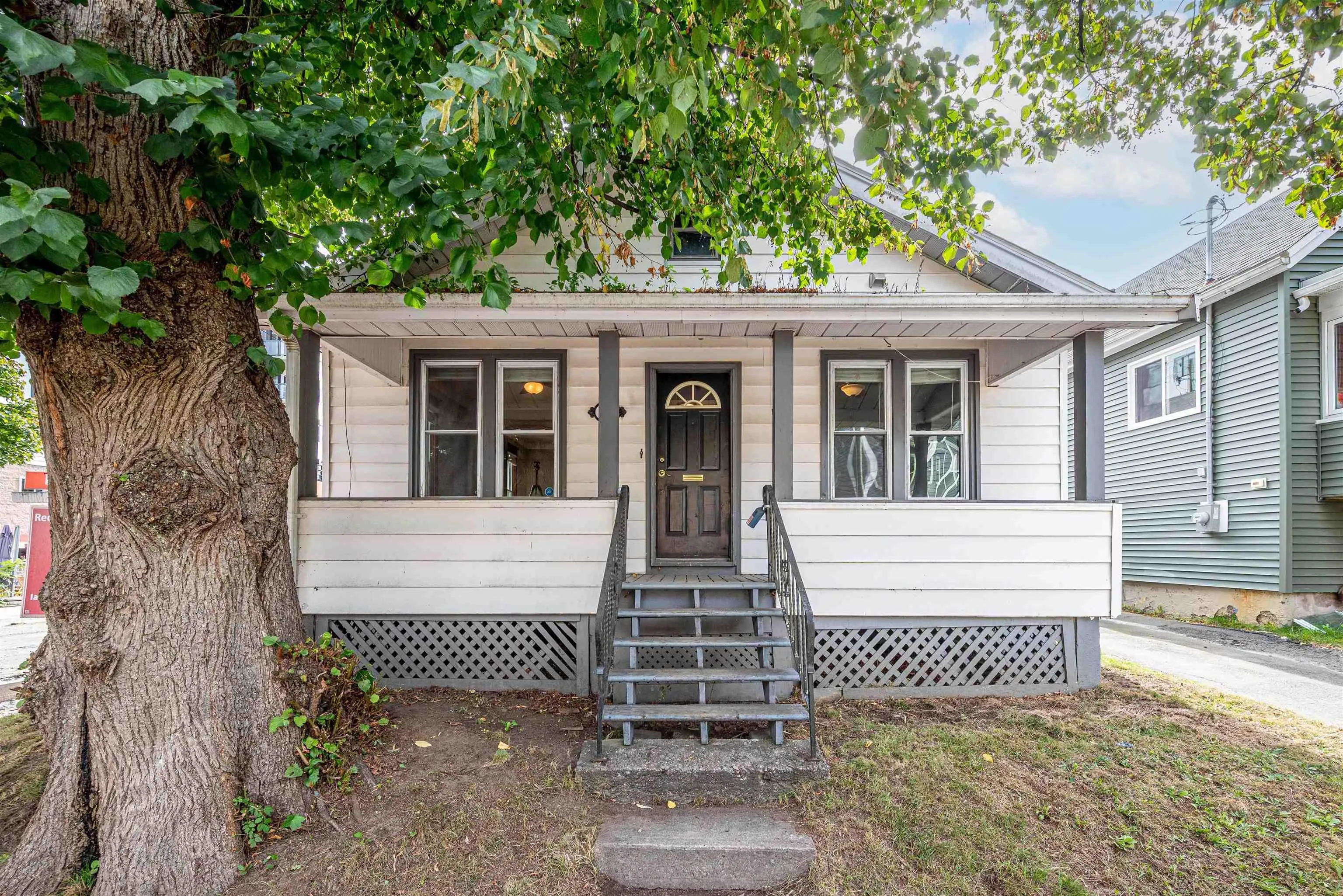 5644 Macara Street, Halifax, NS B3K 1W2, 3 Bedrooms Bedrooms, ,2 BathroomsBathrooms,Residential,For Sale,Macara,202522866