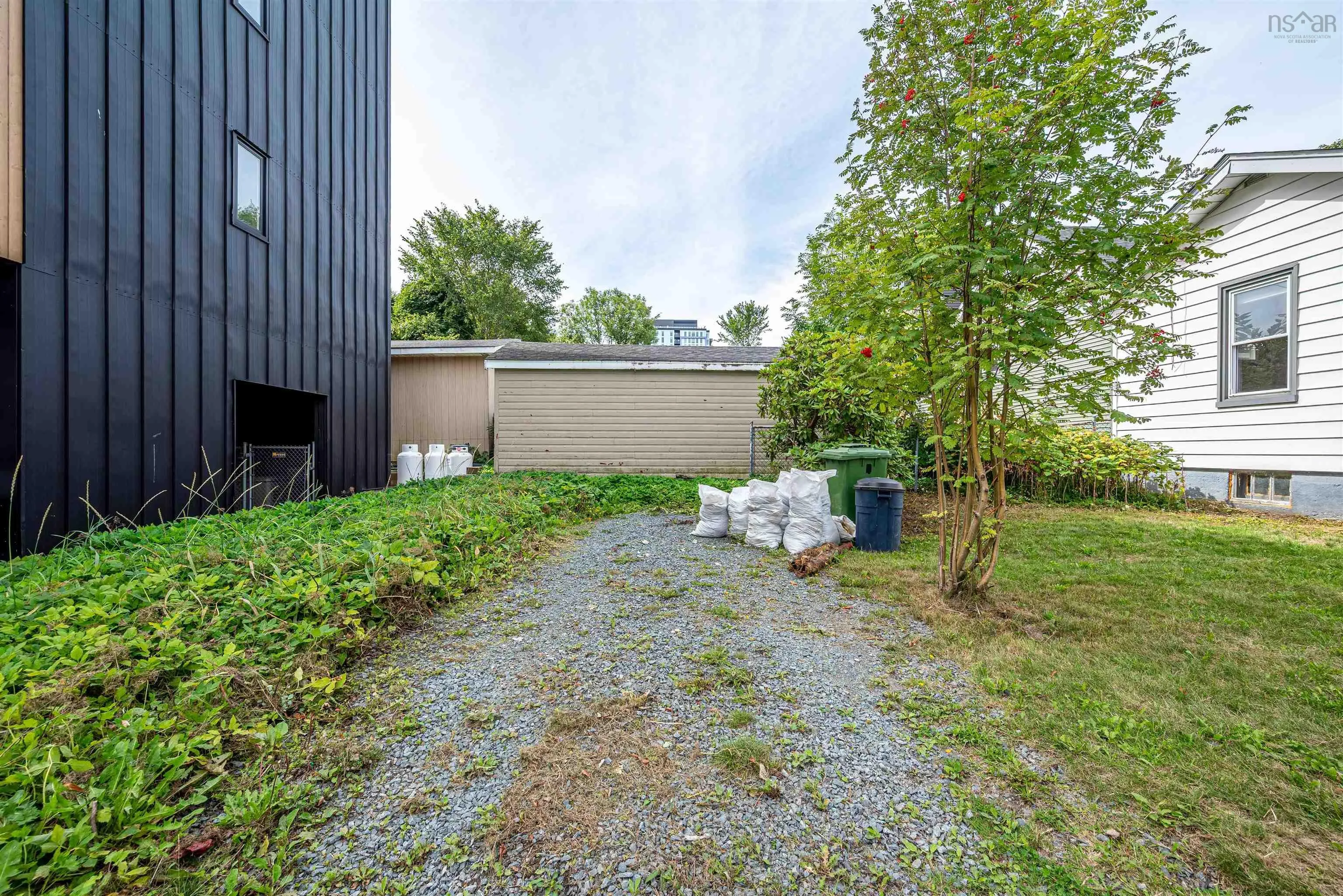 5644 Macara Street, Halifax, NS B3K 1W2, 3 Bedrooms Bedrooms, ,2 BathroomsBathrooms,Residential,For Sale,Macara,202522866