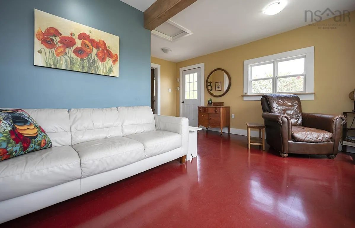 922 Bains Road, Sheffield Mills Ns B0p 1h0, 6 Bedrooms Bedrooms, ,4 BathroomsBathrooms,Residential,For Sale,Bains,202413610