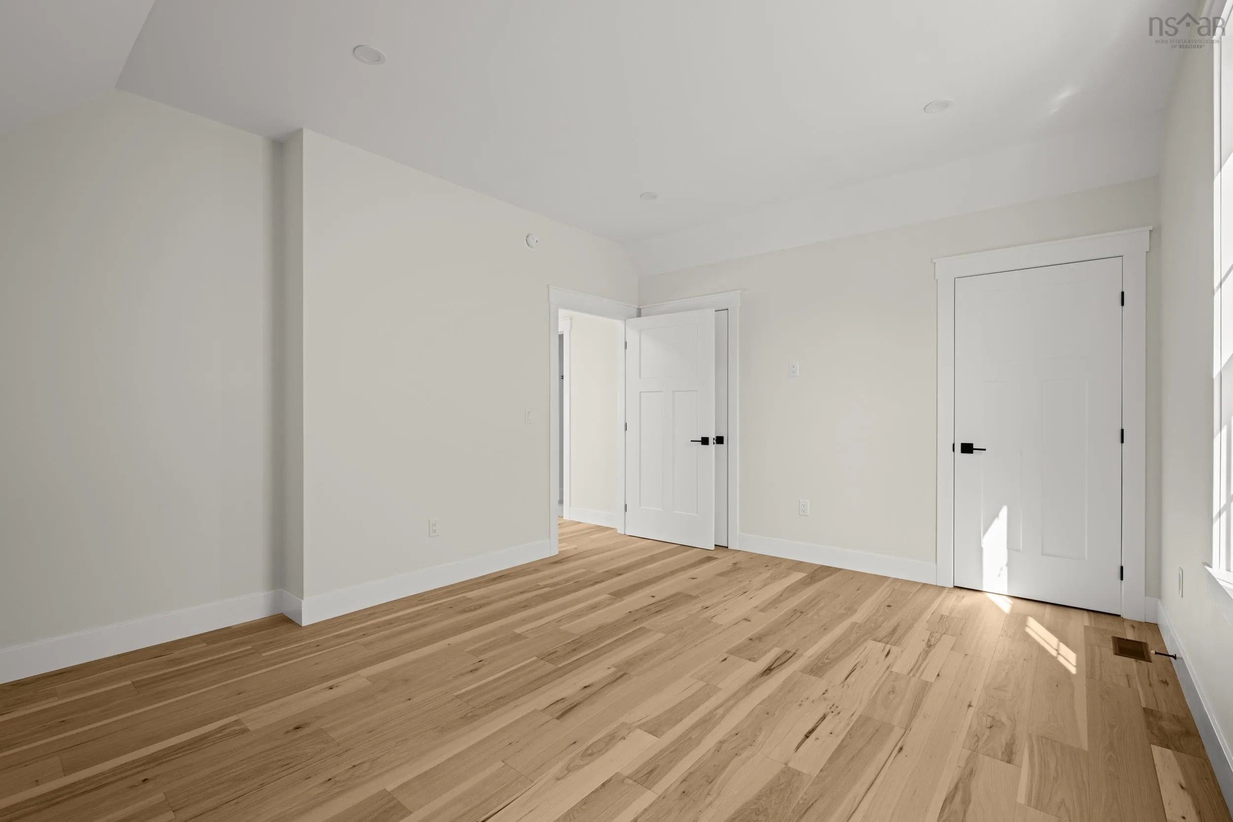 59 Union Street, Chester, NS B0J 1J0, 3 Bedrooms Bedrooms, ,3 BathroomsBathrooms,Residential,For Sale,Union,202525517