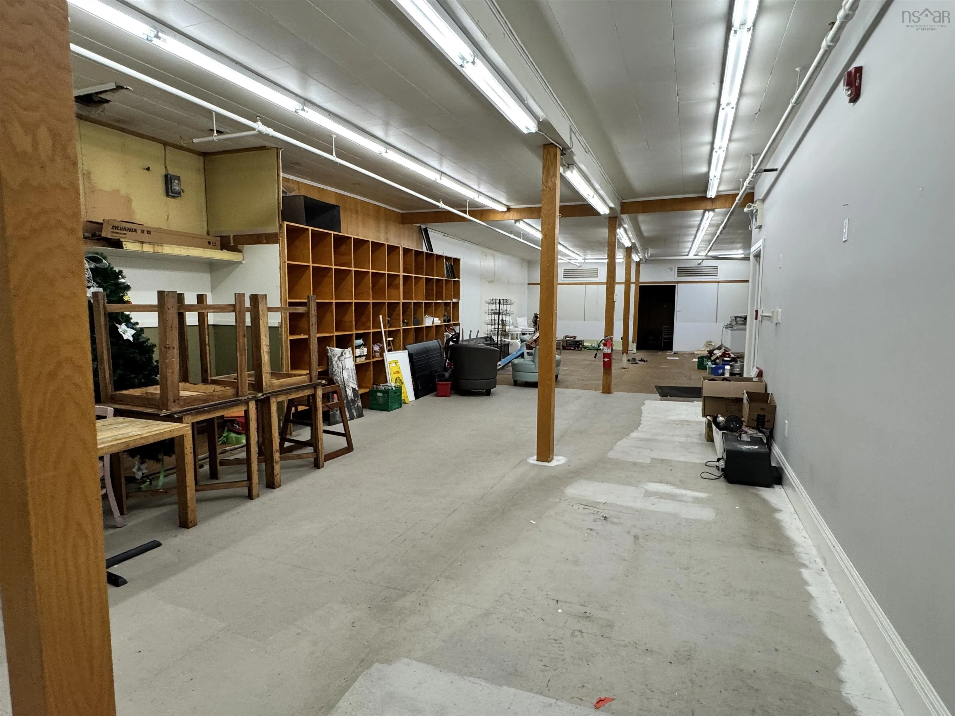 195 Commercial Street, Glace Bay Ns B1a 3b9, ,Commercial Sale,For Sale,Commercial,202507682
