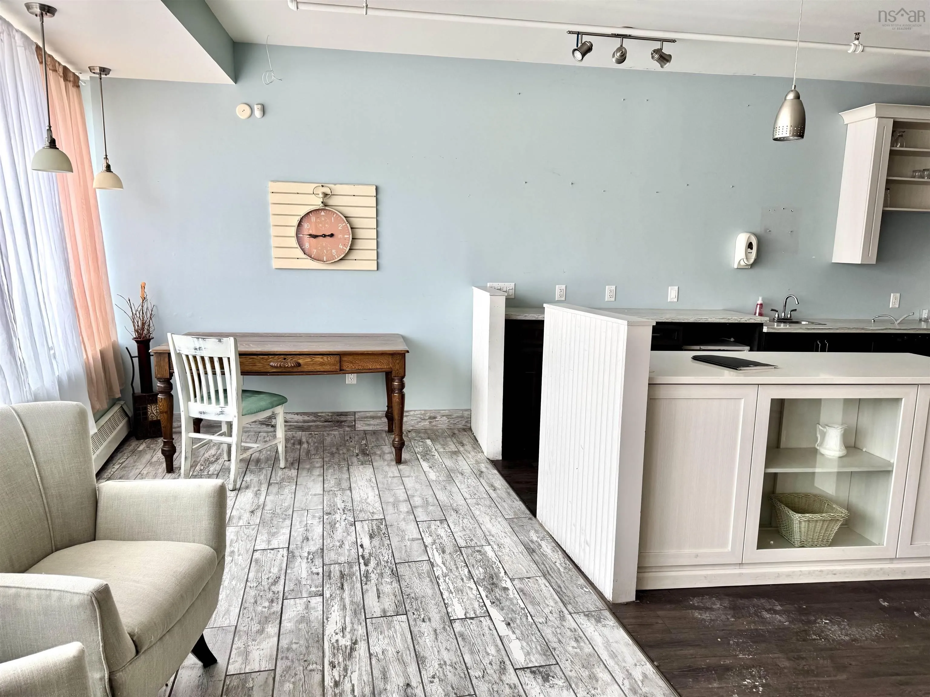 195 Commercial Street, Glace Bay Ns B1a 3b9, ,Commercial Sale,For Sale,Commercial,202507682