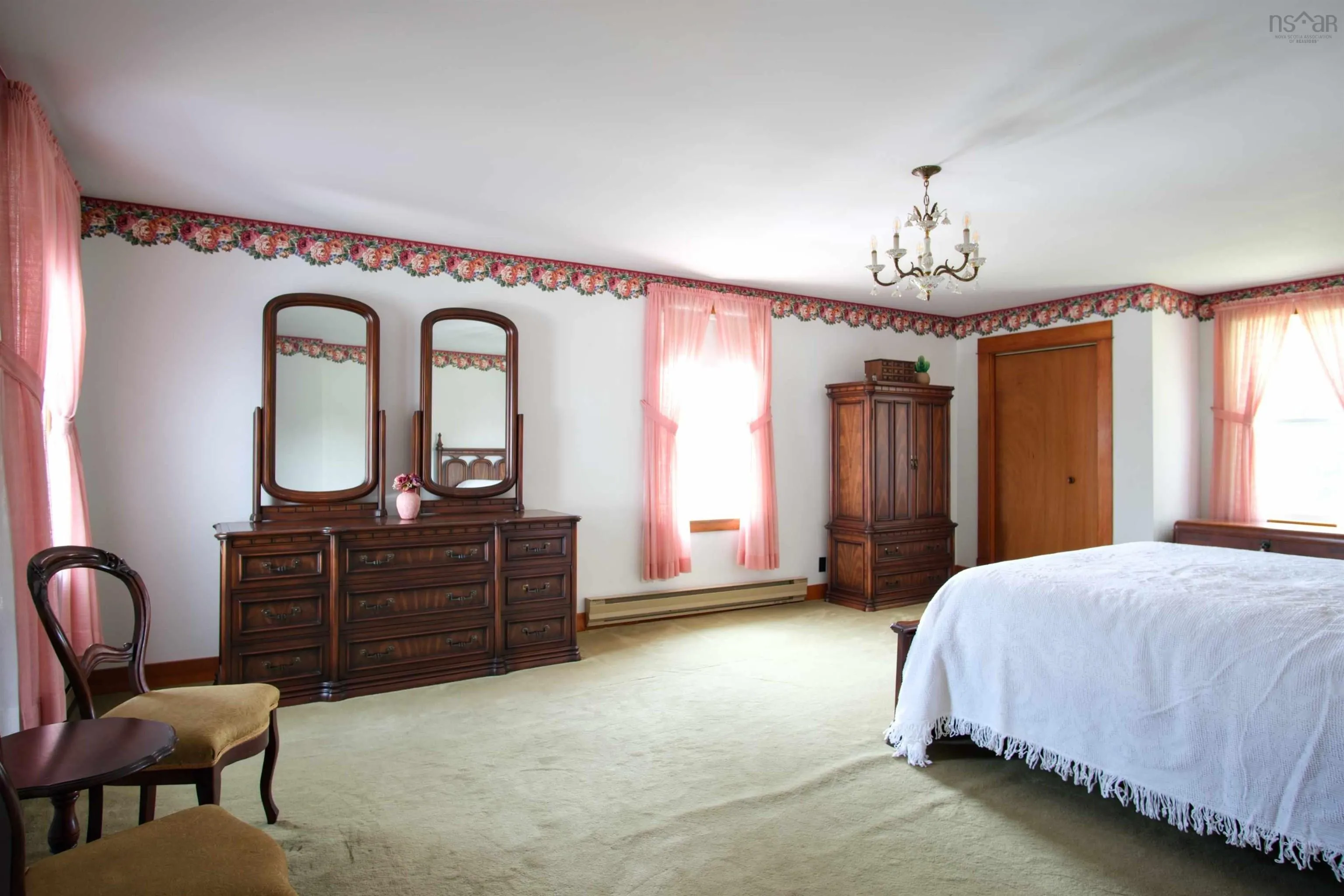 288 Main Street, Tatamagouche, NS B0K 1V0, 4 Bedrooms Bedrooms, ,2 BathroomsBathrooms,Residential,For Sale,Main,202515415