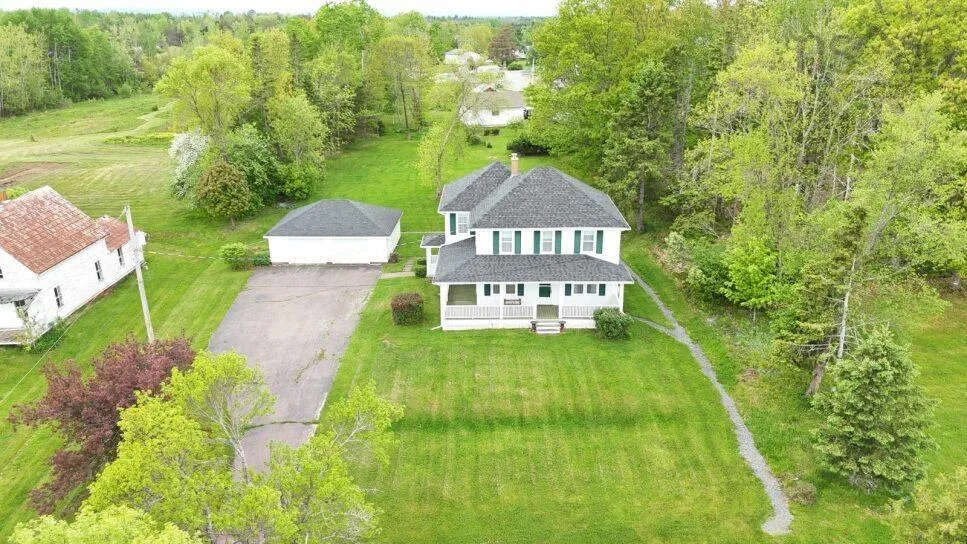 288 Main Street, Tatamagouche, NS B0K 1V0, 4 Bedrooms Bedrooms, ,2 BathroomsBathrooms,Residential,For Sale,Main,202515415
