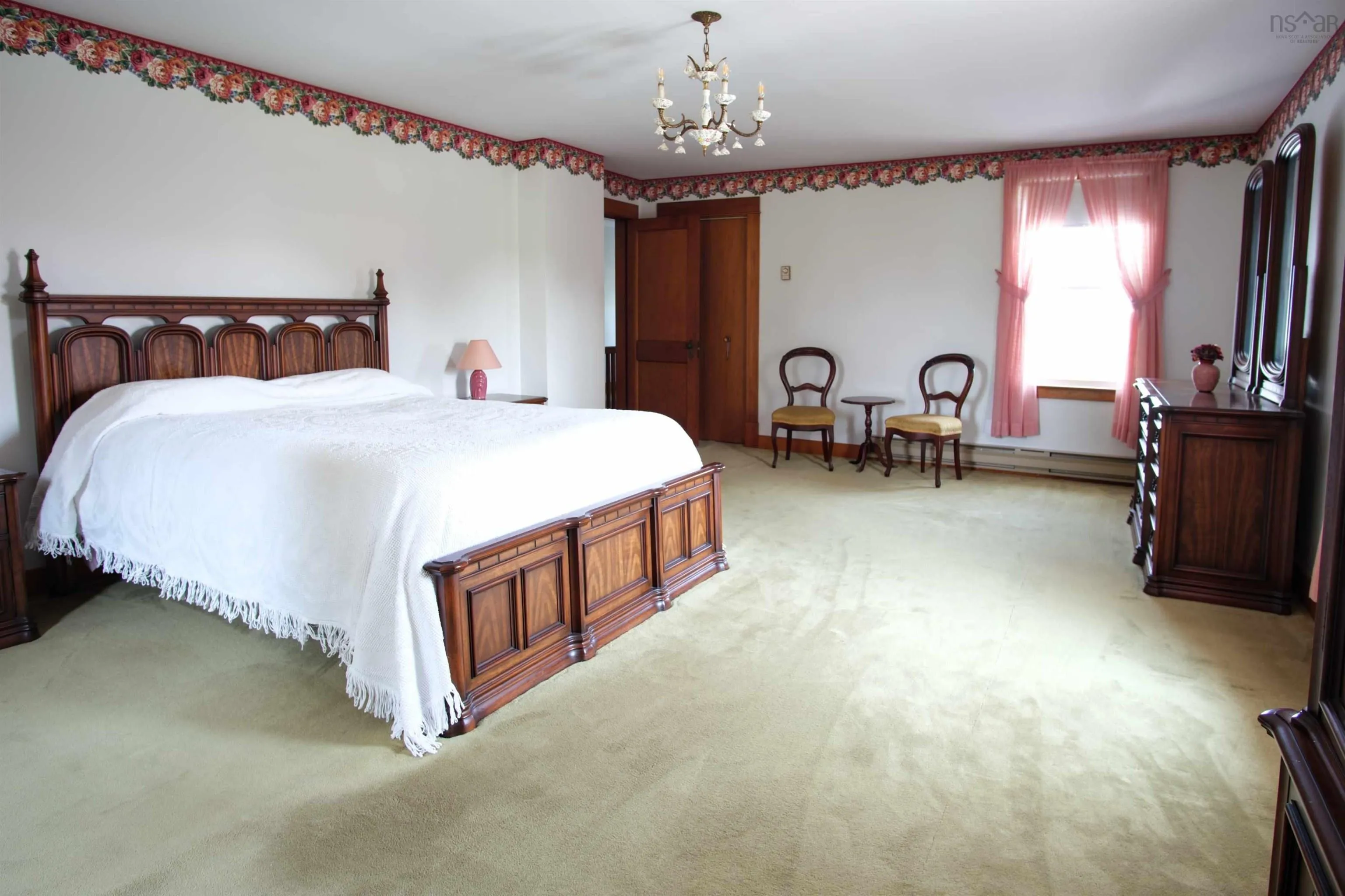 288 Main Street, Tatamagouche, NS B0K 1V0, 4 Bedrooms Bedrooms, ,2 BathroomsBathrooms,Residential,For Sale,Main,202515415