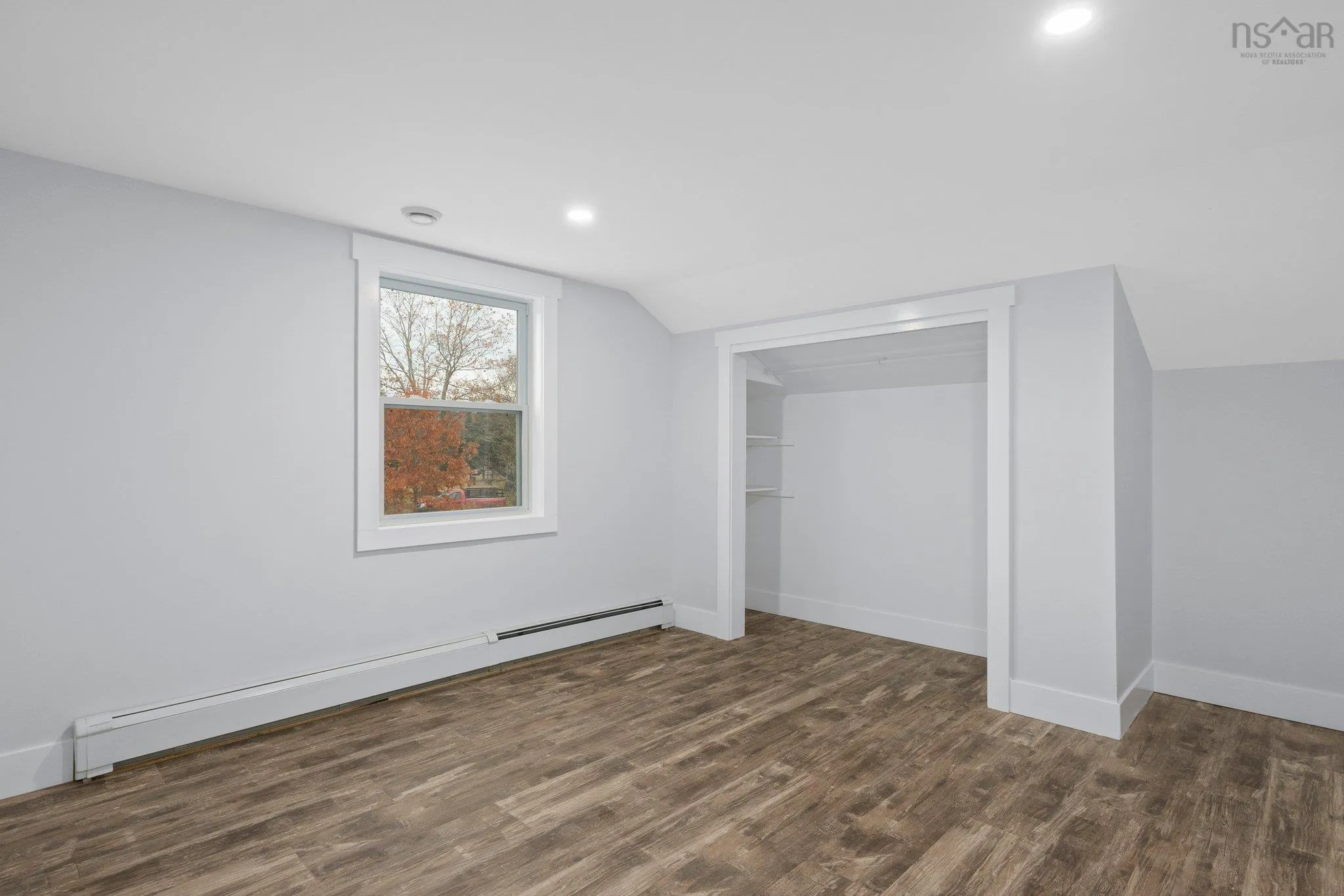 914 Maple Avenue, Aylesford Ns B0p 1c0, 5 Bedrooms Bedrooms, ,3 BathroomsBathrooms,Residential,For Sale,Maple,202509351
