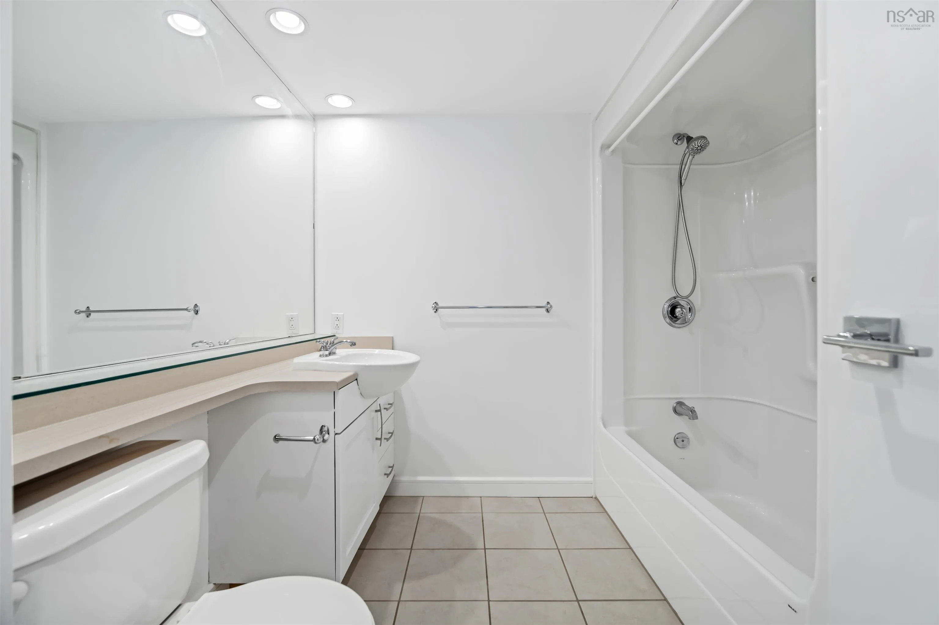 234-1477 Lower Water Street, Halifax, NS B3J 3Z4, 2 Bedrooms Bedrooms, ,2 BathroomsBathrooms,Residential,For Sale,Lower Water,202511538