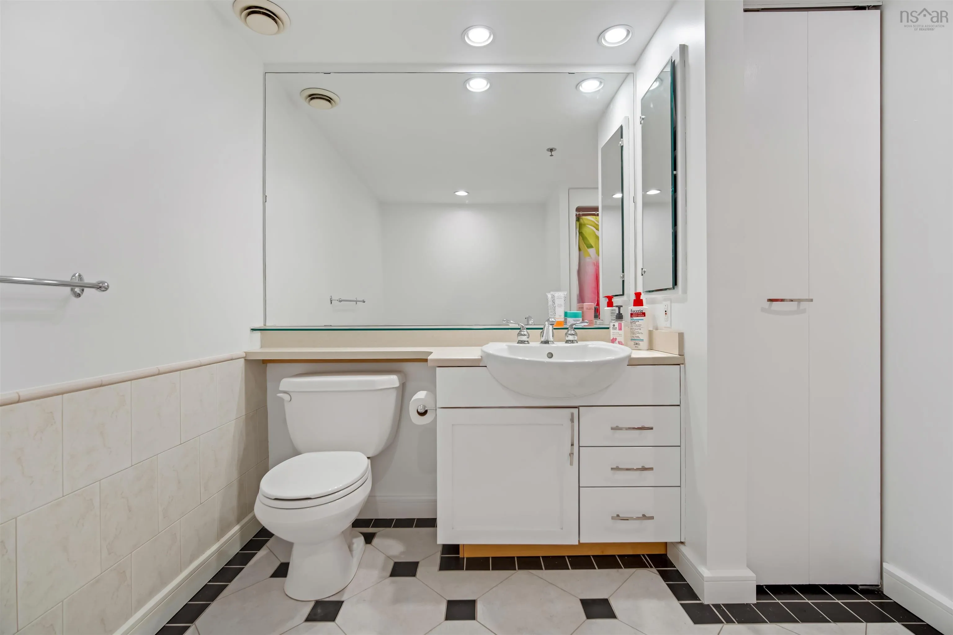 234-1477 Lower Water Street, Halifax, NS B3J 3Z4, 2 Bedrooms Bedrooms, ,2 BathroomsBathrooms,Residential,For Sale,Lower Water,202511538