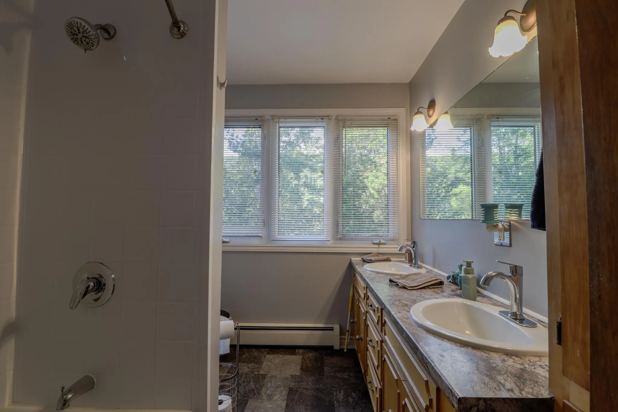 1505 Coxheath Road, Coxheath, NS B1L 1B3, 5 Bedrooms Bedrooms, ,2 BathroomsBathrooms,Residential,For Sale,Coxheath,202522031