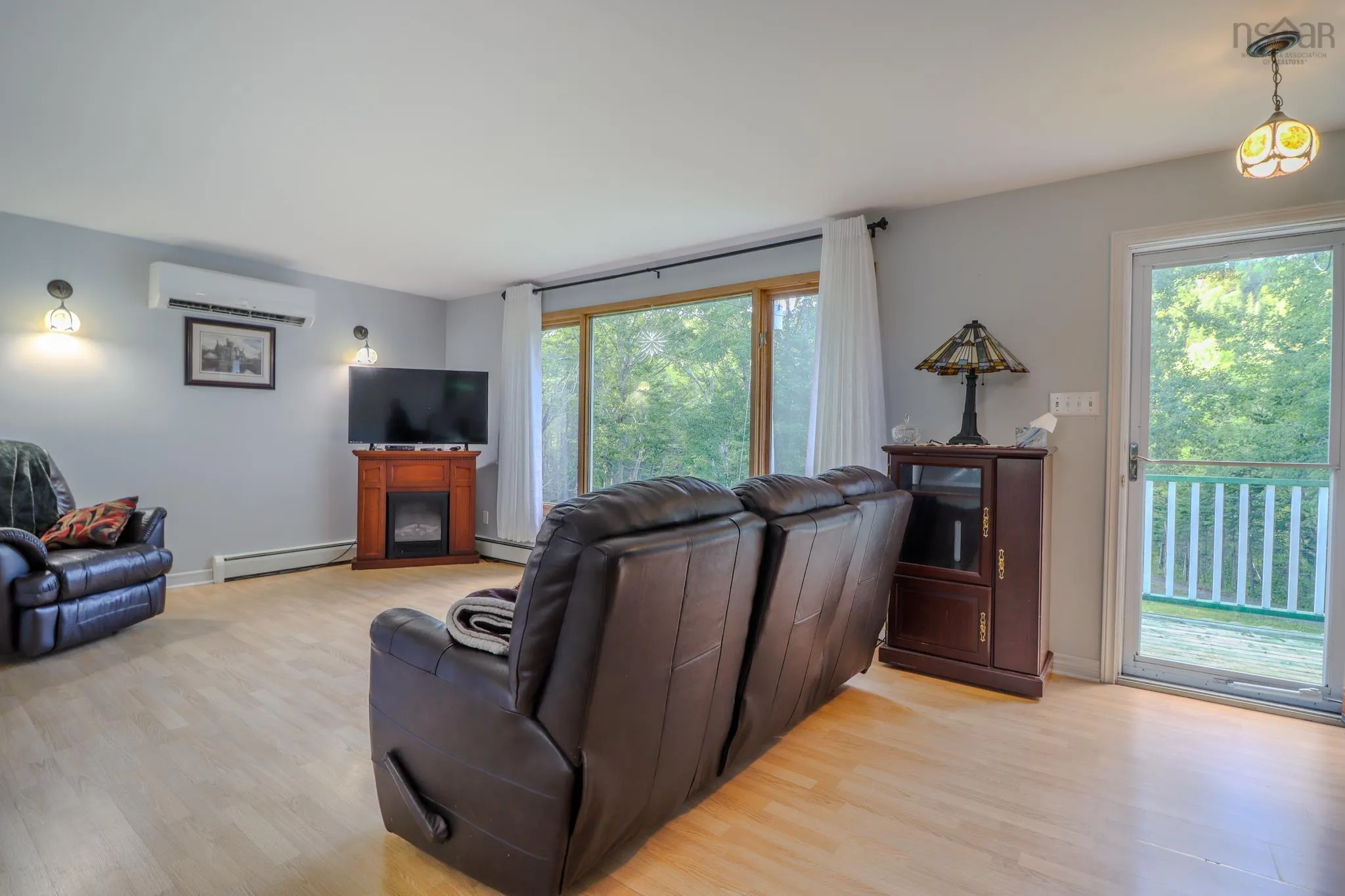 1505 Coxheath Road, Coxheath, NS B1L 1B3, 5 Bedrooms Bedrooms, ,2 BathroomsBathrooms,Residential,For Sale,Coxheath,202522031