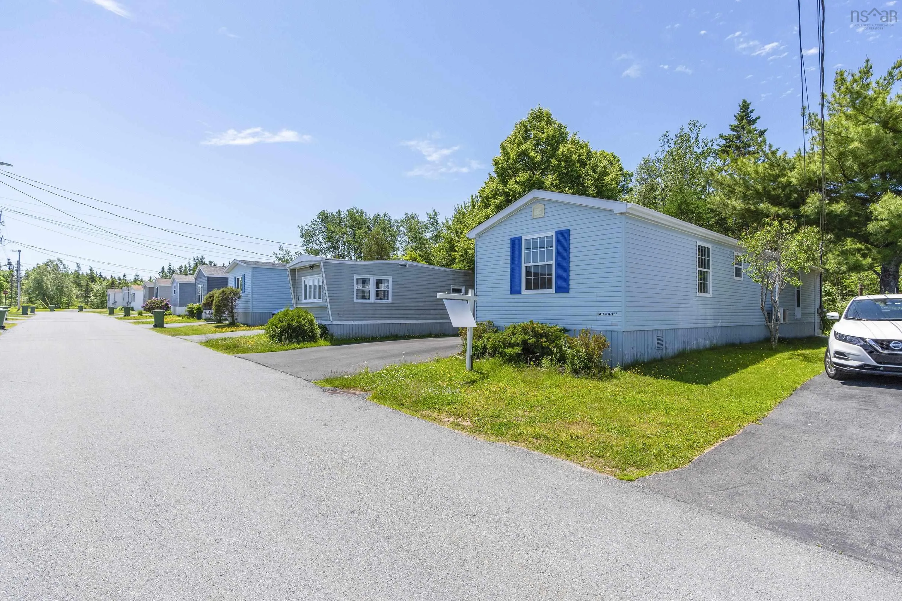 10 Apple Street, Dartmouth, NS B2W 4W2, 3 Bedrooms Bedrooms, ,1 BathroomBathrooms,Residential,For Sale,Apple,202520116