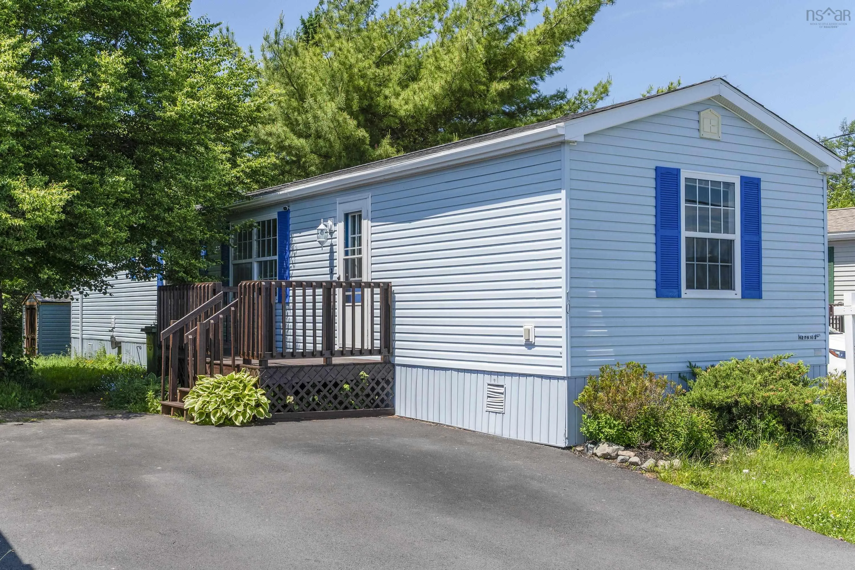10 Apple Street, Dartmouth, NS B2W 4W2, 3 Bedrooms Bedrooms, ,1 BathroomBathrooms,Residential,For Sale,Apple,202520116