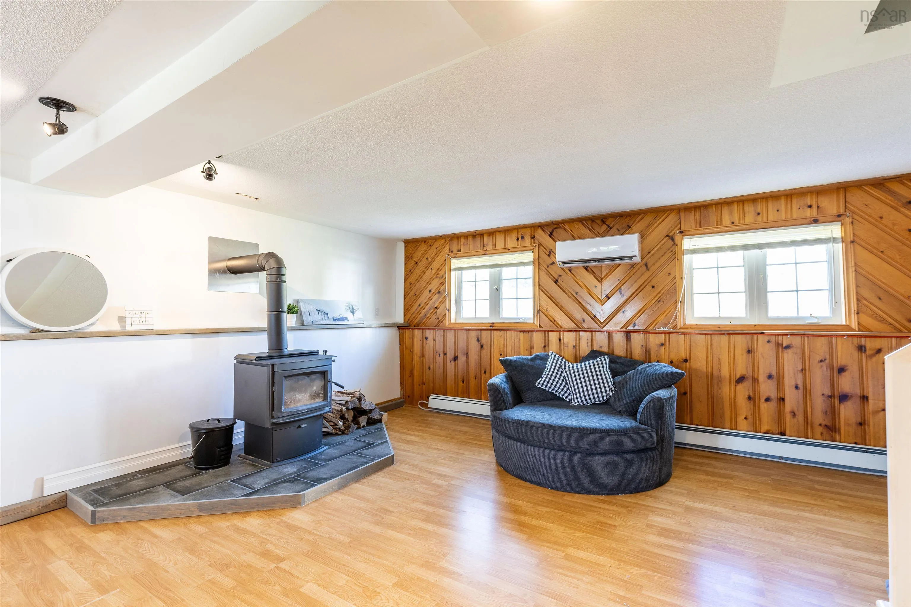 12 Chemin A Dedo, Wedgeport, NS B0W 3P0, 3 Bedrooms Bedrooms, ,2 BathroomsBathrooms,Residential,For Sale,Chemin A Dedo,202522538