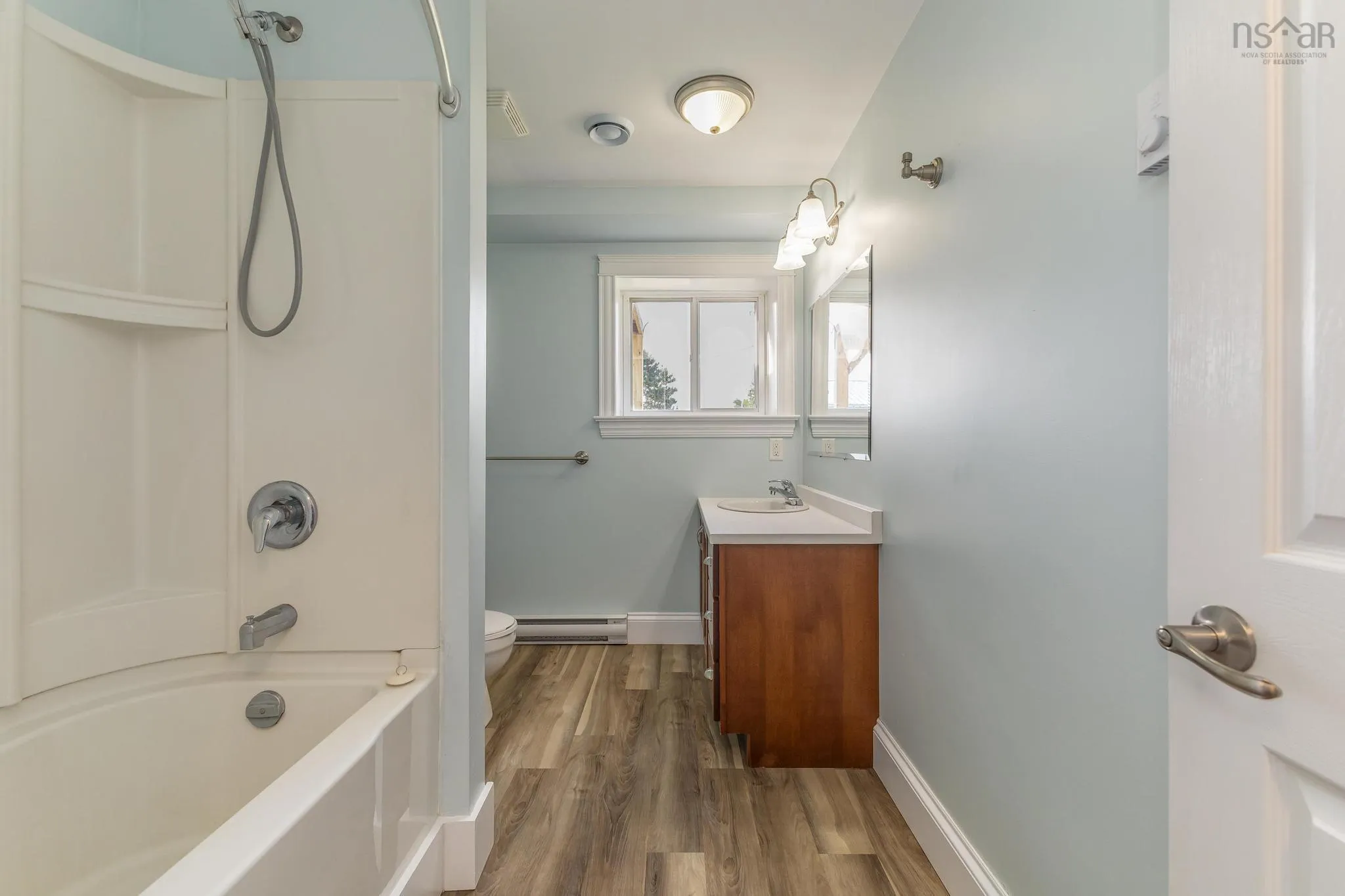 408 Pictou Road, Truro, NS B2N 2T7, 5 Bedrooms Bedrooms, ,Residential Income,For Sale,Pictou,202518541