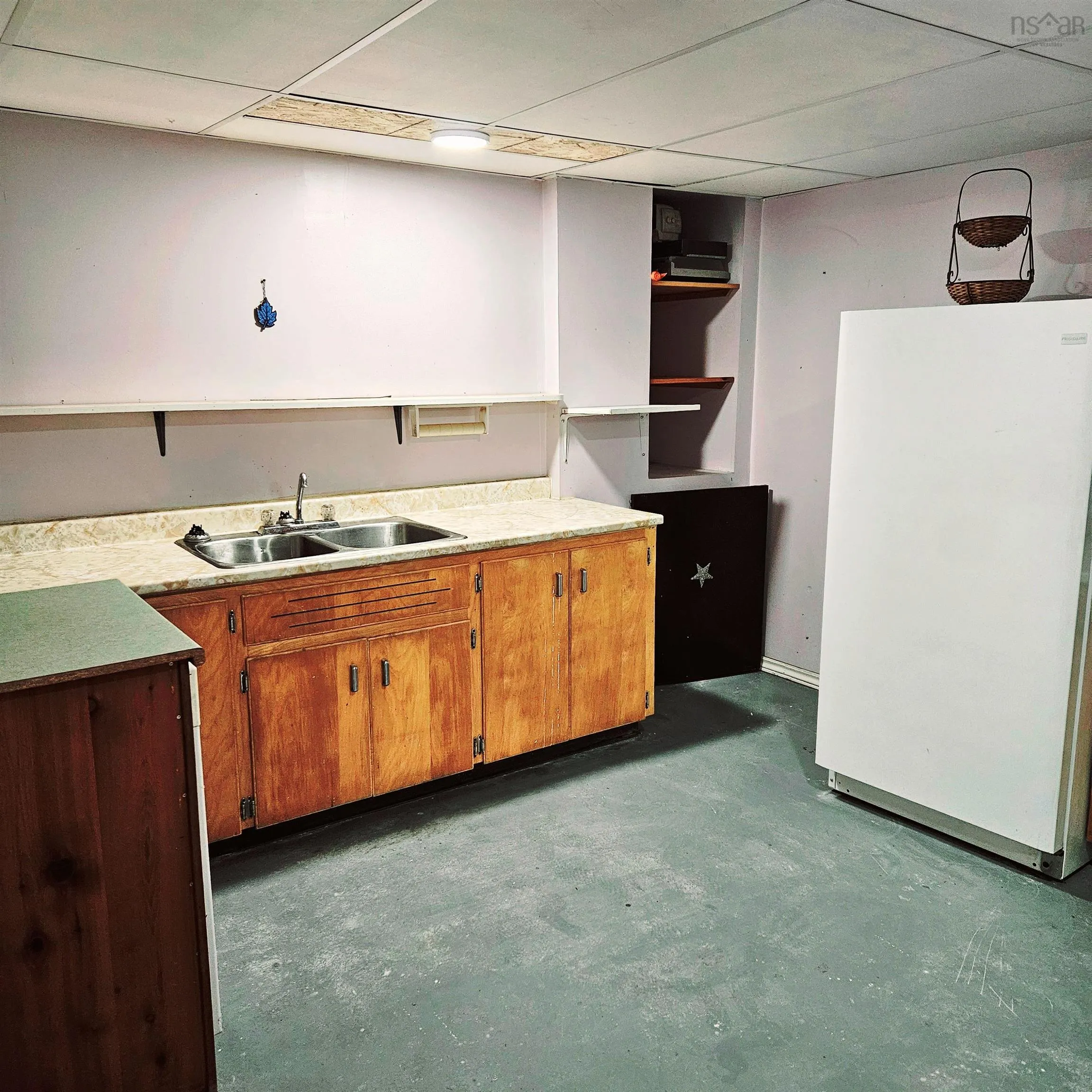 7587 East Bay Road ( Big Pond) Highway, Big Pond Ns B1j 1y8, 2 Bedrooms Bedrooms, ,3 BathroomsBathrooms,Residential,For Sale,East Bay Road ( Big Pond),202509603