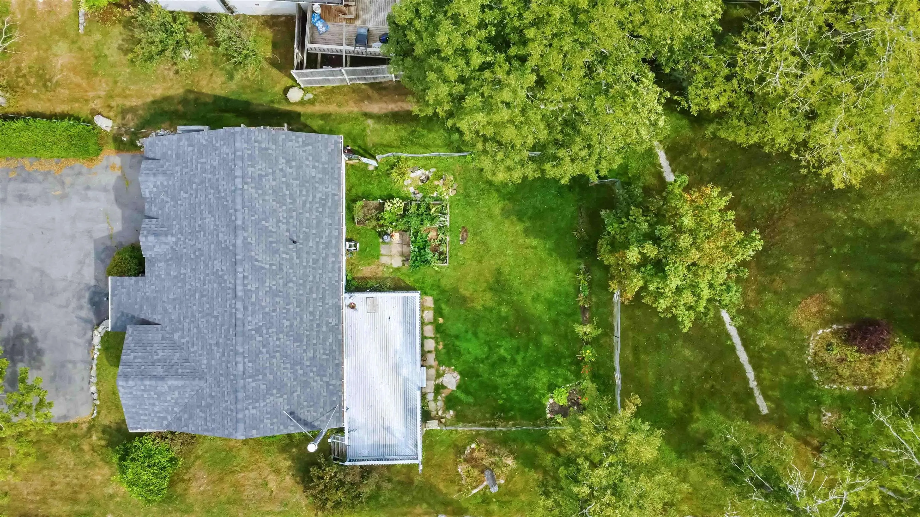 132 Highway 1, Dayton, NS B5A 5A1, 4 Bedrooms Bedrooms, ,2 BathroomsBathrooms,Residential,For Sale,Highway 1,202502556