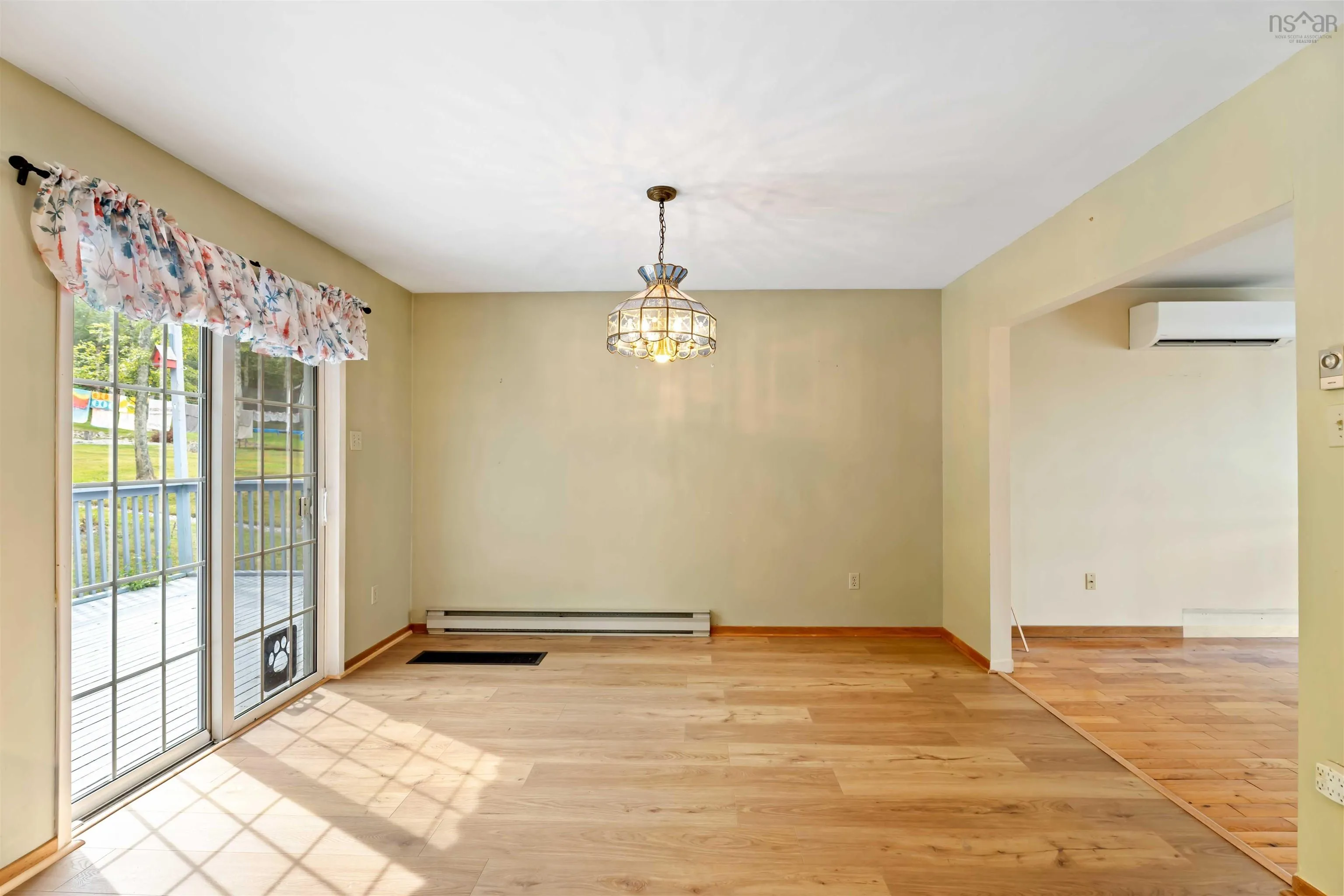 132 Highway 1, Dayton, NS B5A 5A1, 4 Bedrooms Bedrooms, ,2 BathroomsBathrooms,Residential,For Sale,Highway 1,202502556