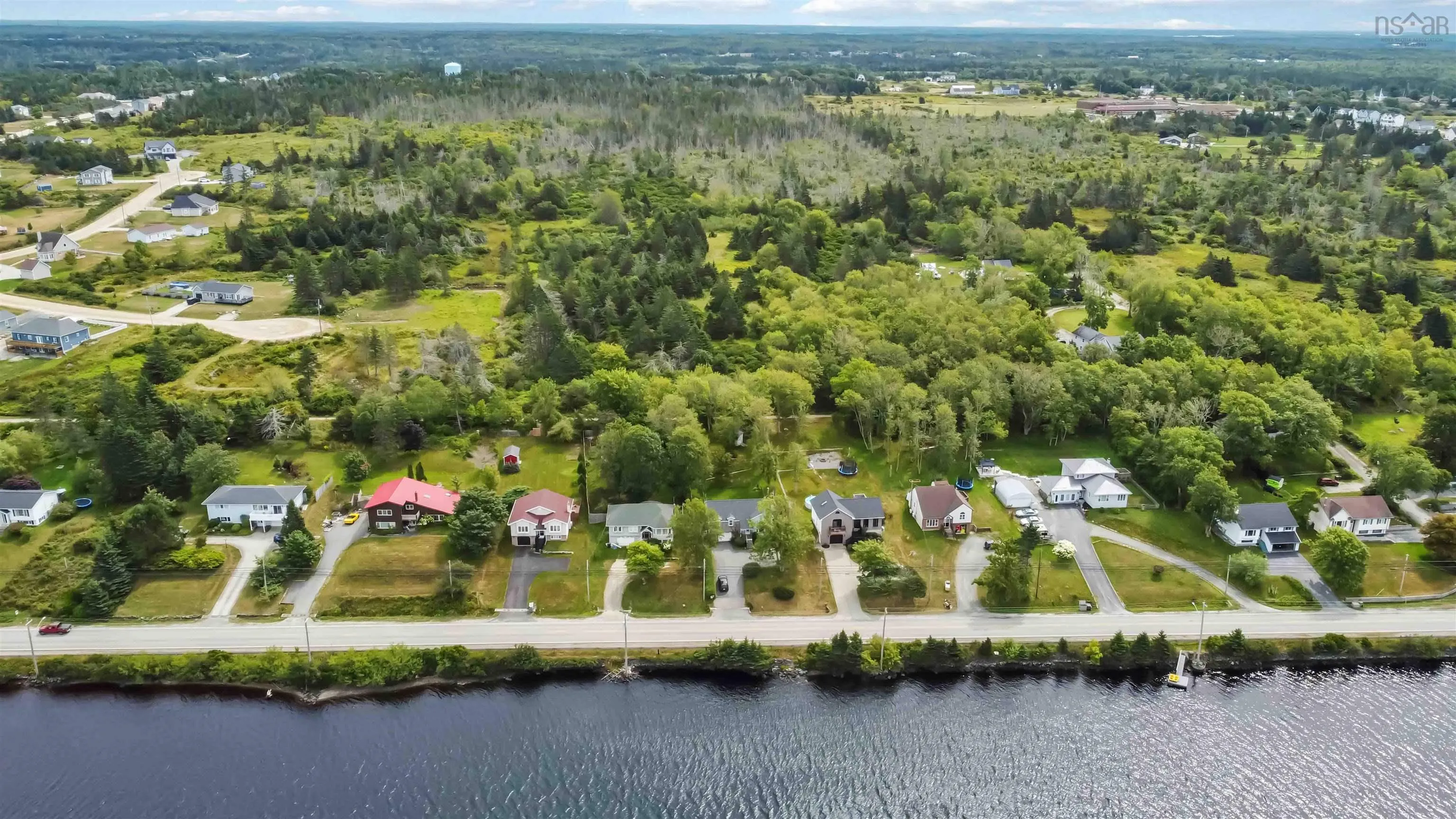 132 Highway 1, Dayton, NS B5A 5A1, 4 Bedrooms Bedrooms, ,2 BathroomsBathrooms,Residential,For Sale,Highway 1,202502556