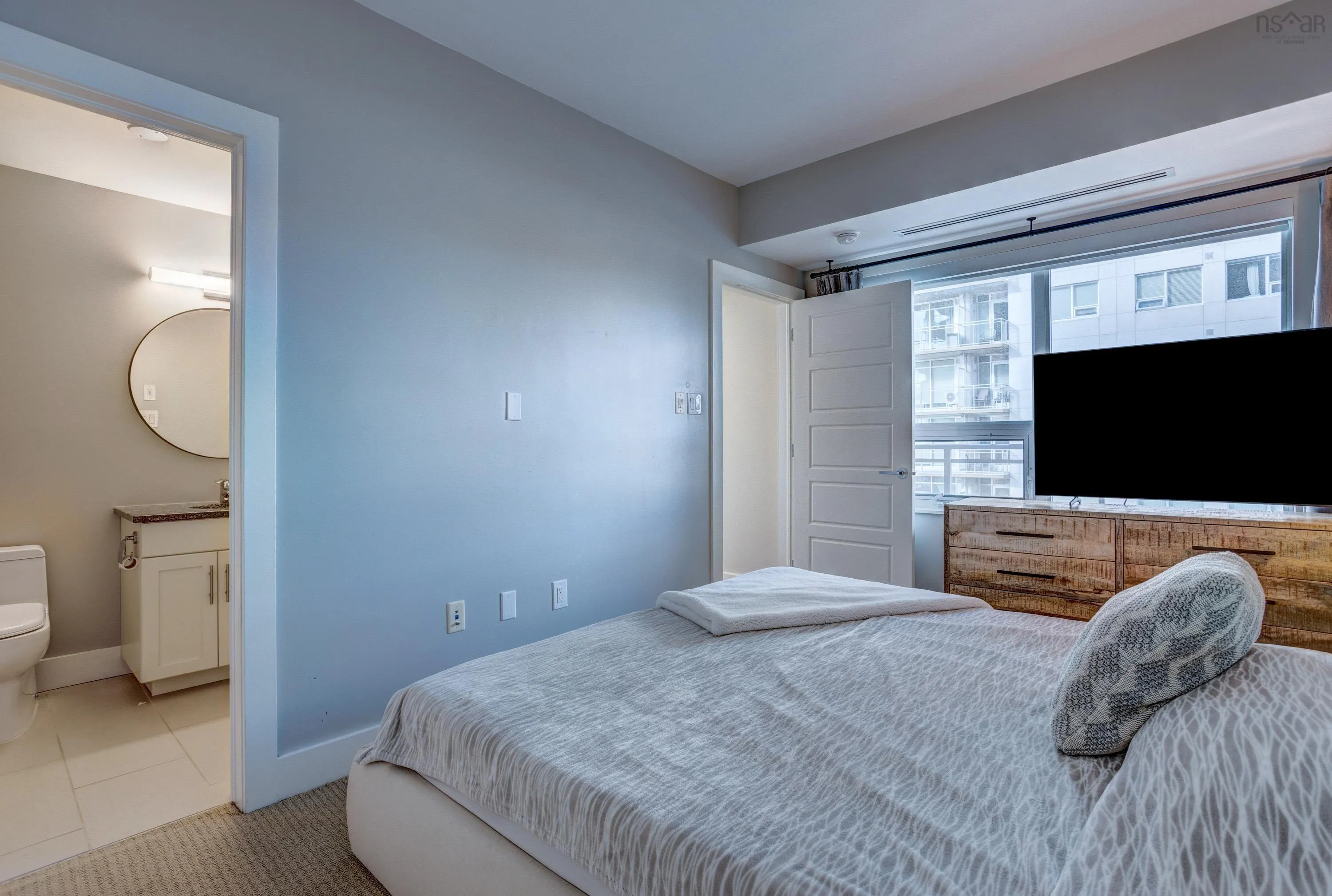 806-31 King's Wharf Place, Dartmouth, NS B2Y 0C1, 2 Bedrooms Bedrooms, ,2 BathroomsBathrooms,Residential,For Sale,King's Wharf,202515272