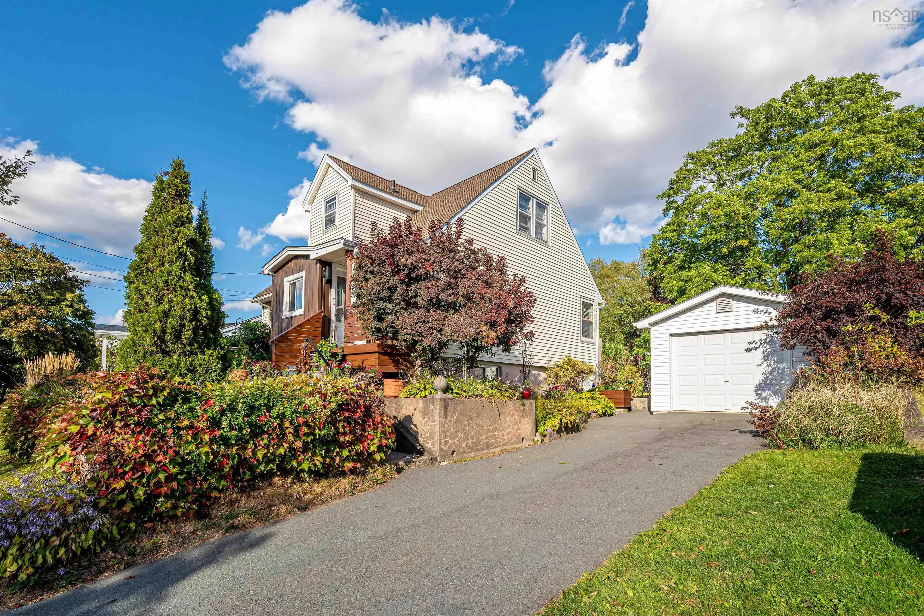 3821 Basinview Drive, Halifax, NS B3K 5A2, 4 Bedrooms Bedrooms, ,2 BathroomsBathrooms,Residential,For Sale,Basinview,202524806