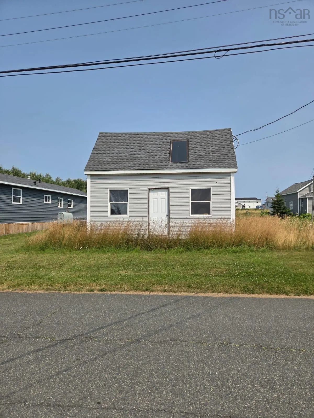 34 Young Street, Sydney Mines, NS B1V 1V5, 3 Bedrooms Bedrooms, ,2 BathroomsBathrooms,Residential,For Sale,Young,202519145