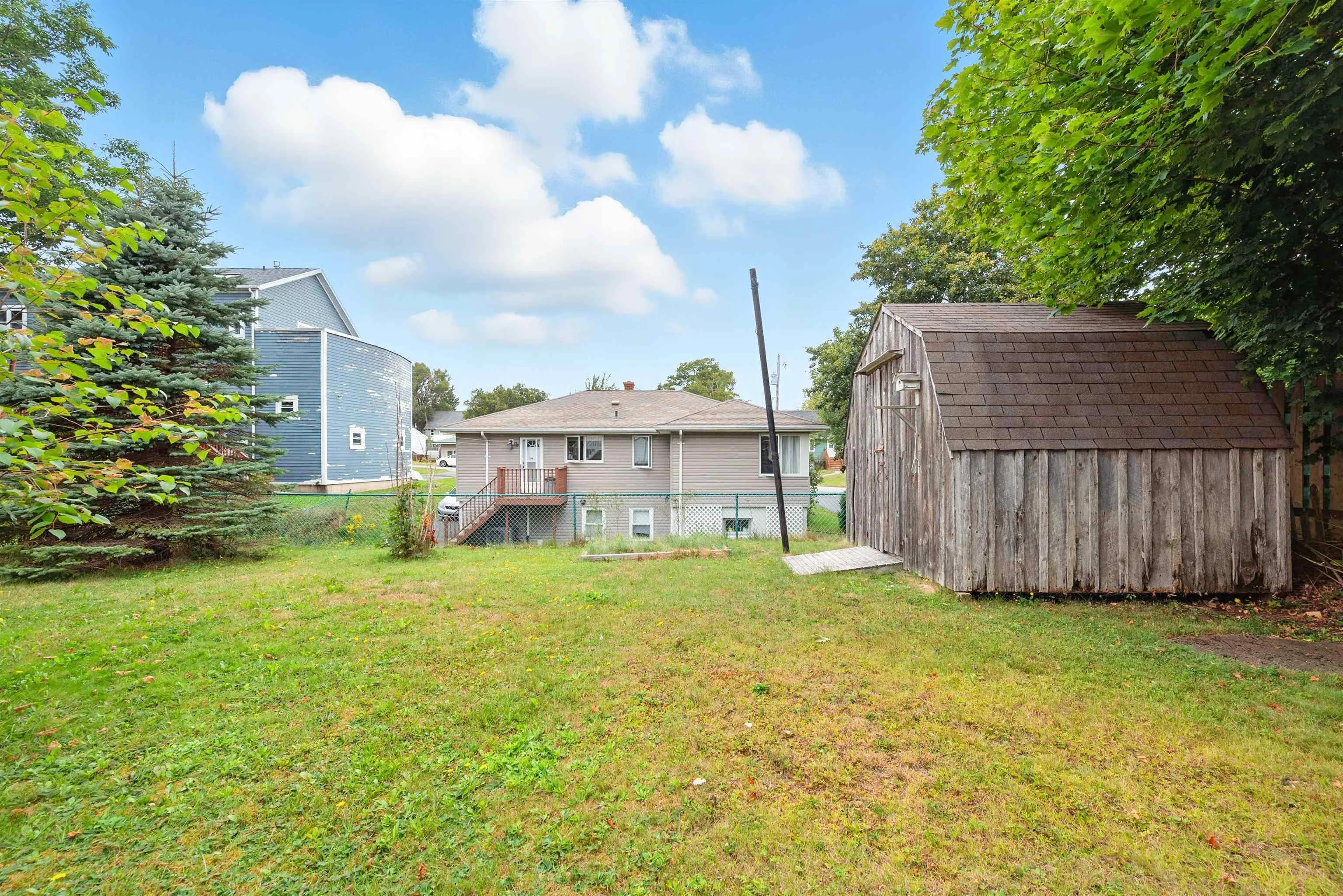 81 Adelaide Avenue, Fairview, NS B3N 2N9, 3 Bedrooms Bedrooms, ,Residential Income,For Sale,Adelaide,202522642