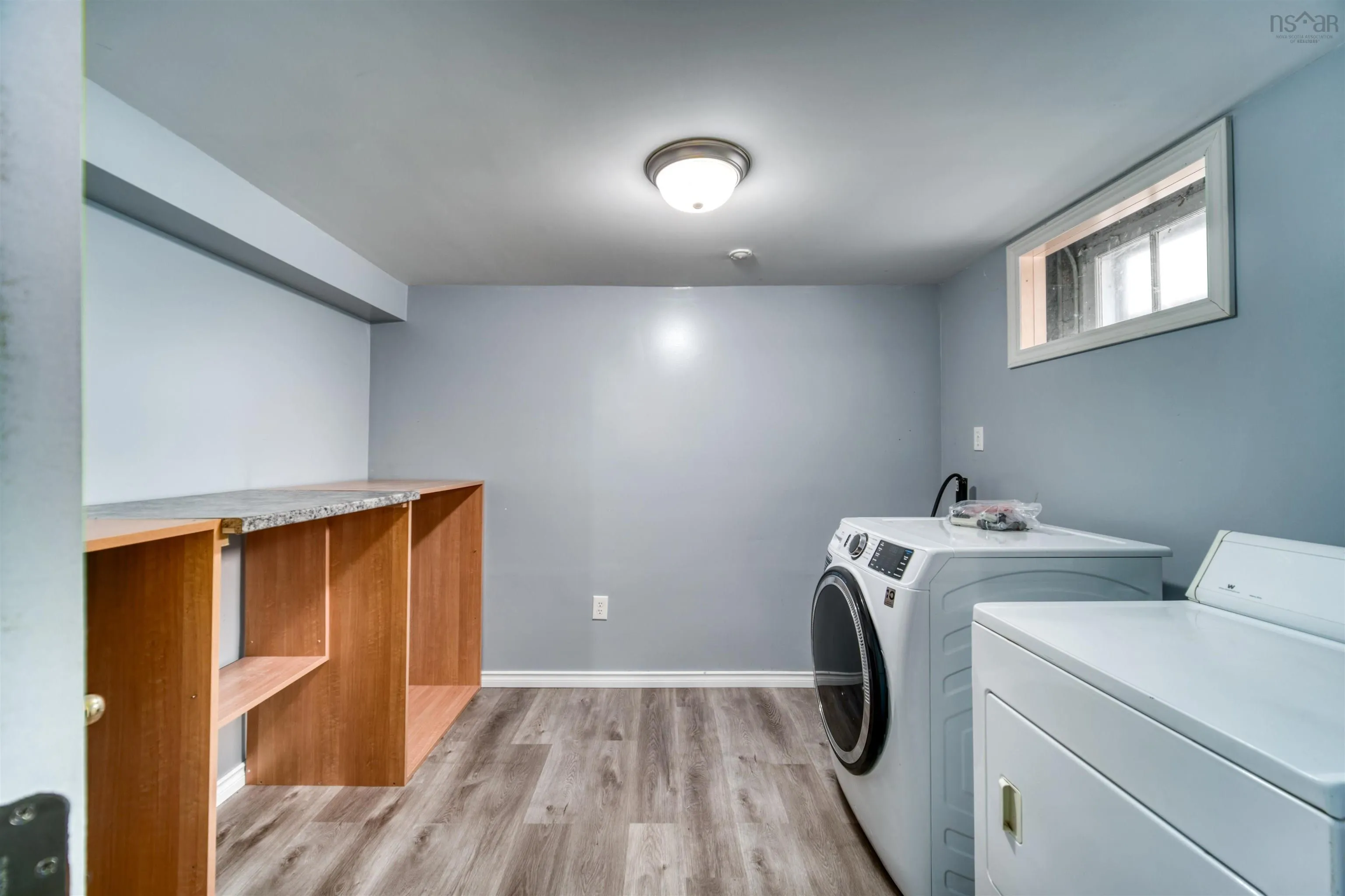 43 Beaver Bank Road, Lower Sackville Ns B4e 1g4, 3 Bedrooms Bedrooms, ,2 BathroomsBathrooms,Residential,For Sale,Beaver Bank,202507323