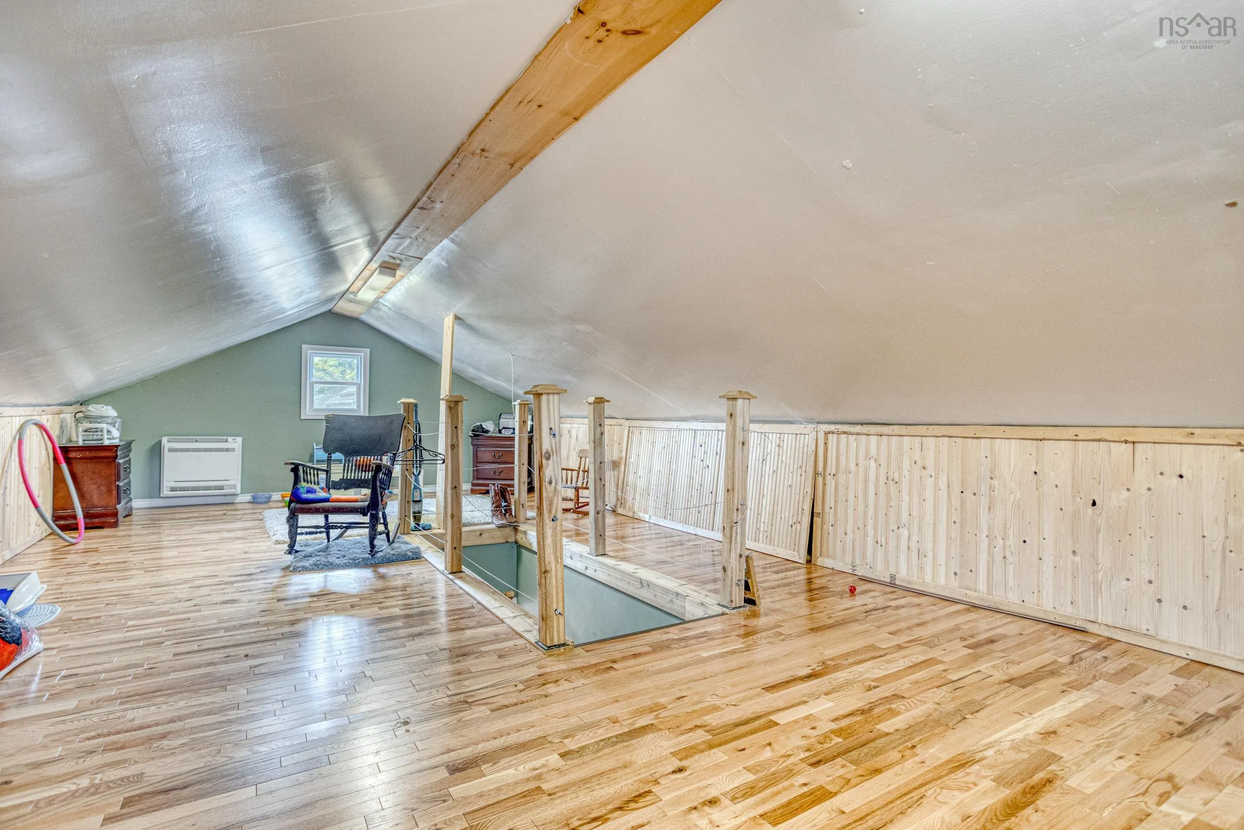 7041 Pearson Drive, Halifax, NS B3L 2K7, 2 Bedrooms Bedrooms, ,2 BathroomsBathrooms,Residential,For Sale,Pearson,202521408