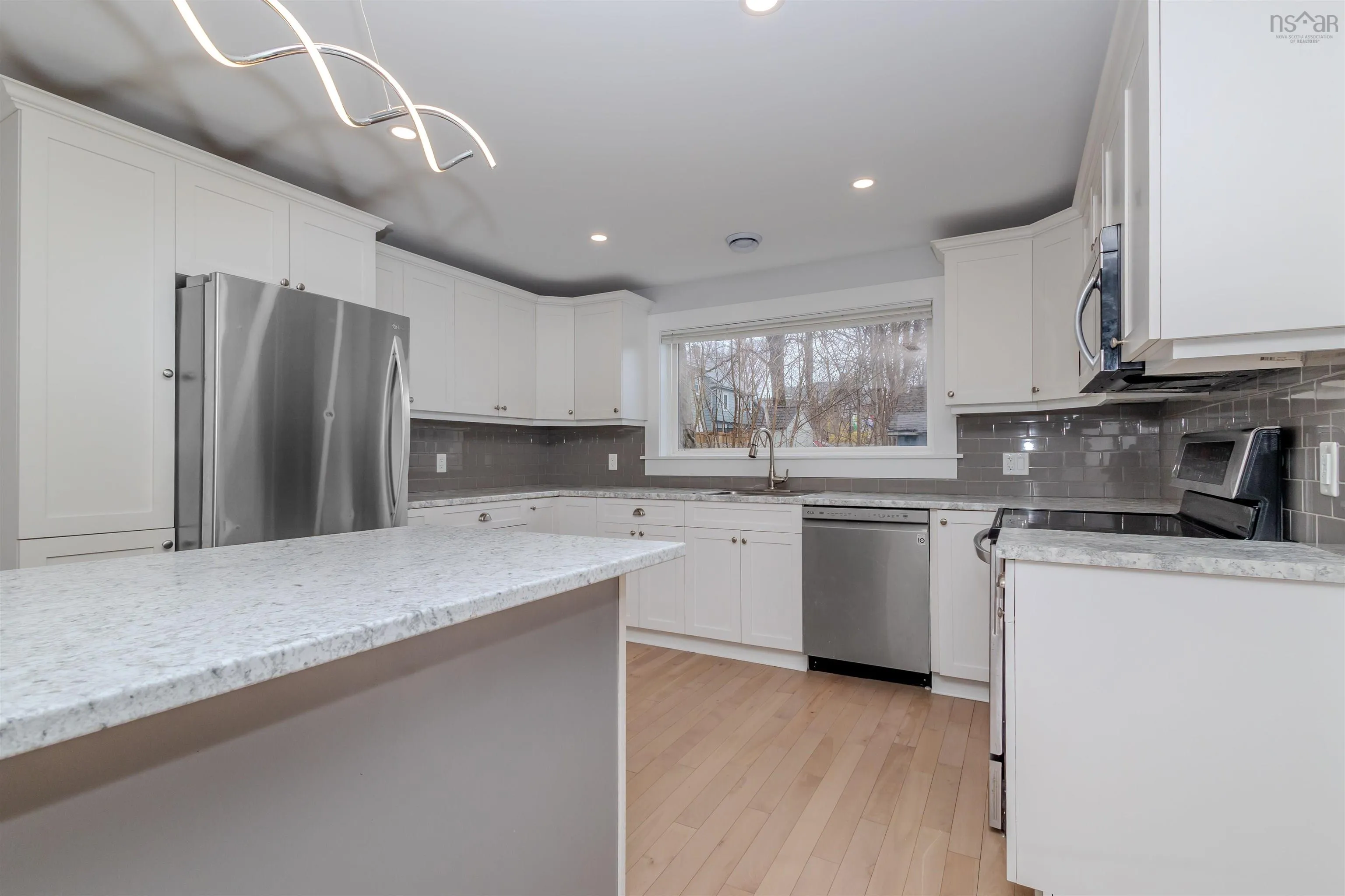 33 Amelia Street, Sydney, NS B1P 6C3, 3 Bedrooms Bedrooms, ,2 BathroomsBathrooms,Residential,For Sale,Amelia,202510196