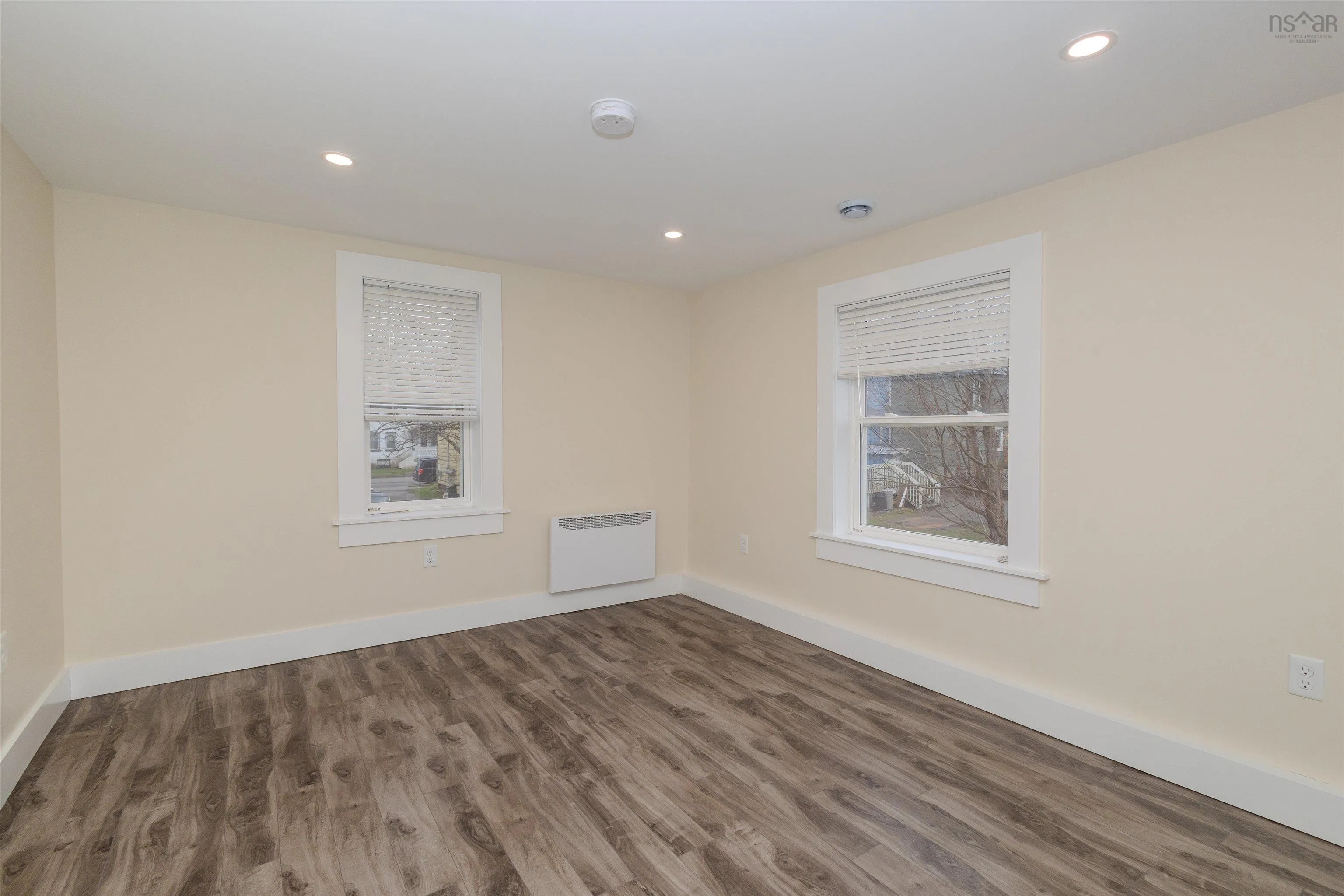 33 Amelia Street, Sydney, NS B1P 6C3, 3 Bedrooms Bedrooms, ,2 BathroomsBathrooms,Residential,For Sale,Amelia,202510196