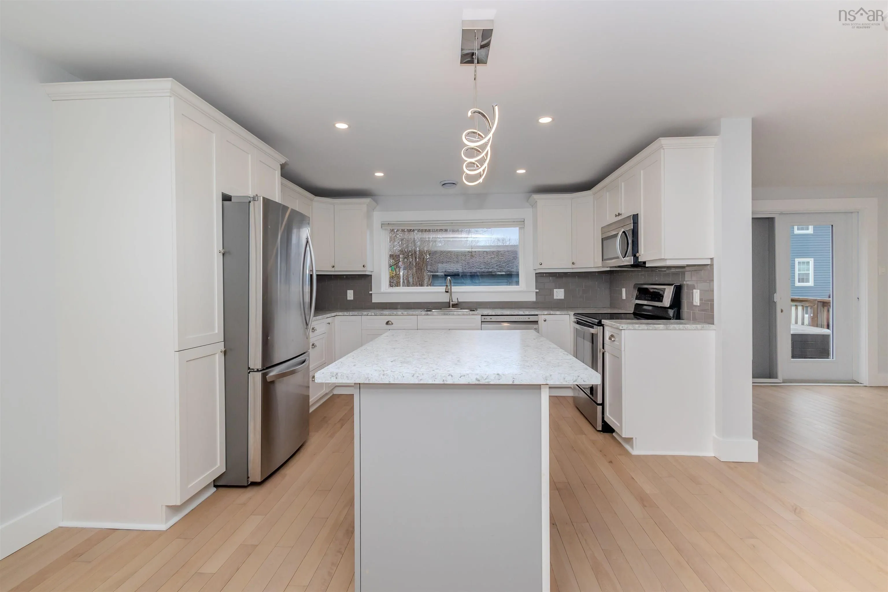 33 Amelia Street, Sydney, NS B1P 6C3, 3 Bedrooms Bedrooms, ,2 BathroomsBathrooms,Residential,For Sale,Amelia,202510196