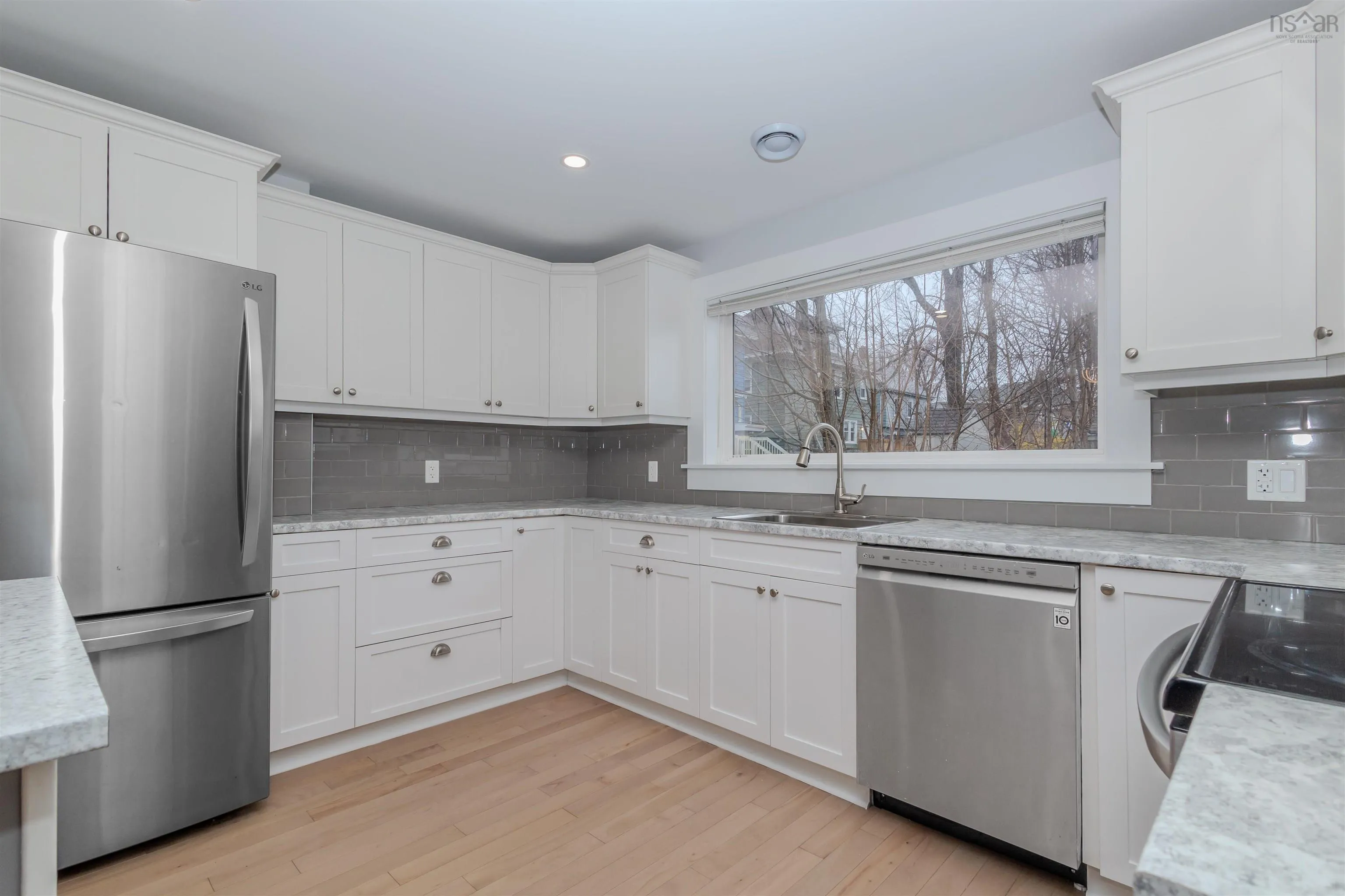 33 Amelia Street, Sydney, NS B1P 6C3, 3 Bedrooms Bedrooms, ,2 BathroomsBathrooms,Residential,For Sale,Amelia,202510196