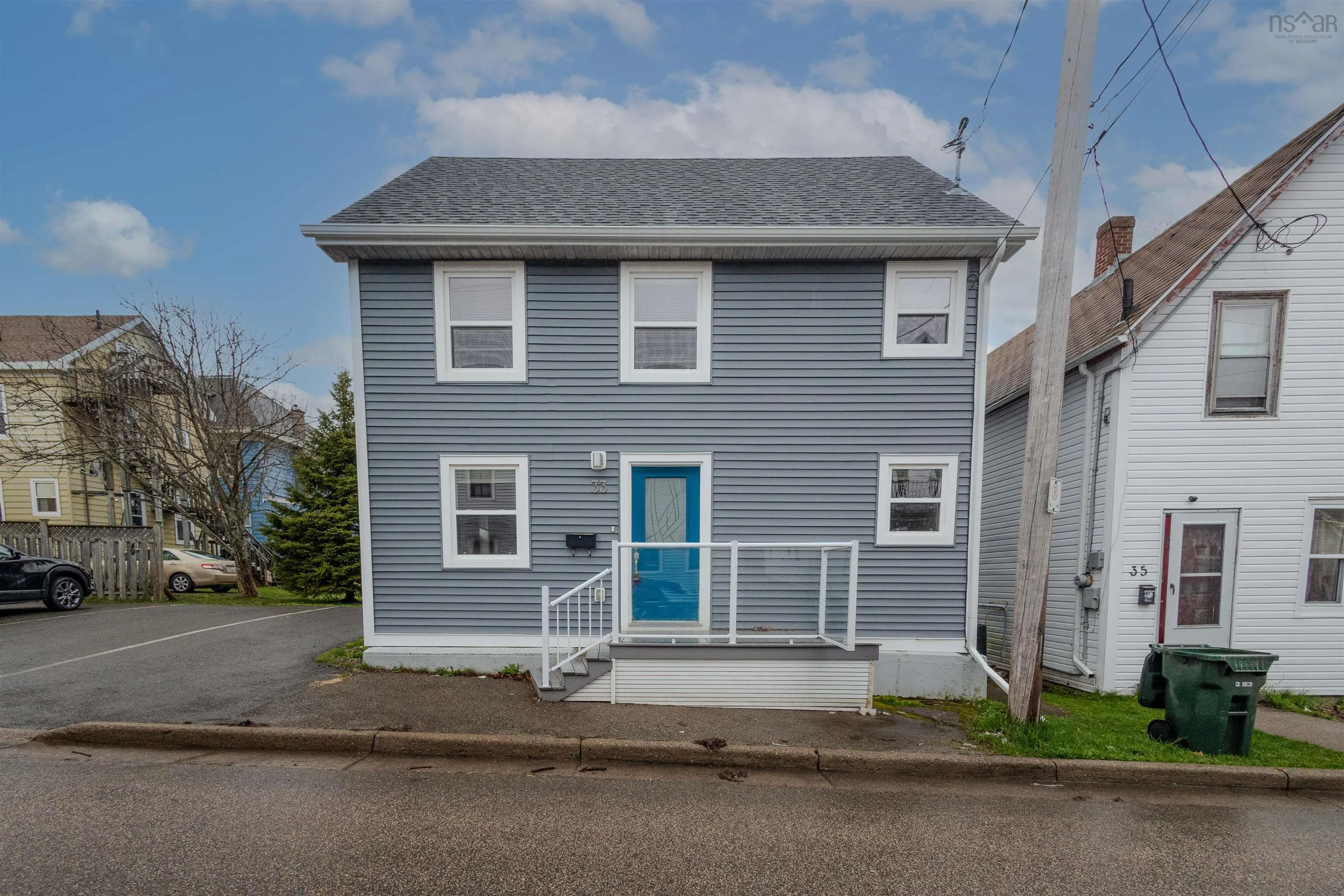 33 Amelia Street, Sydney, NS B1P 6C3, 3 Bedrooms Bedrooms, ,2 BathroomsBathrooms,Residential,For Sale,Amelia,202510196