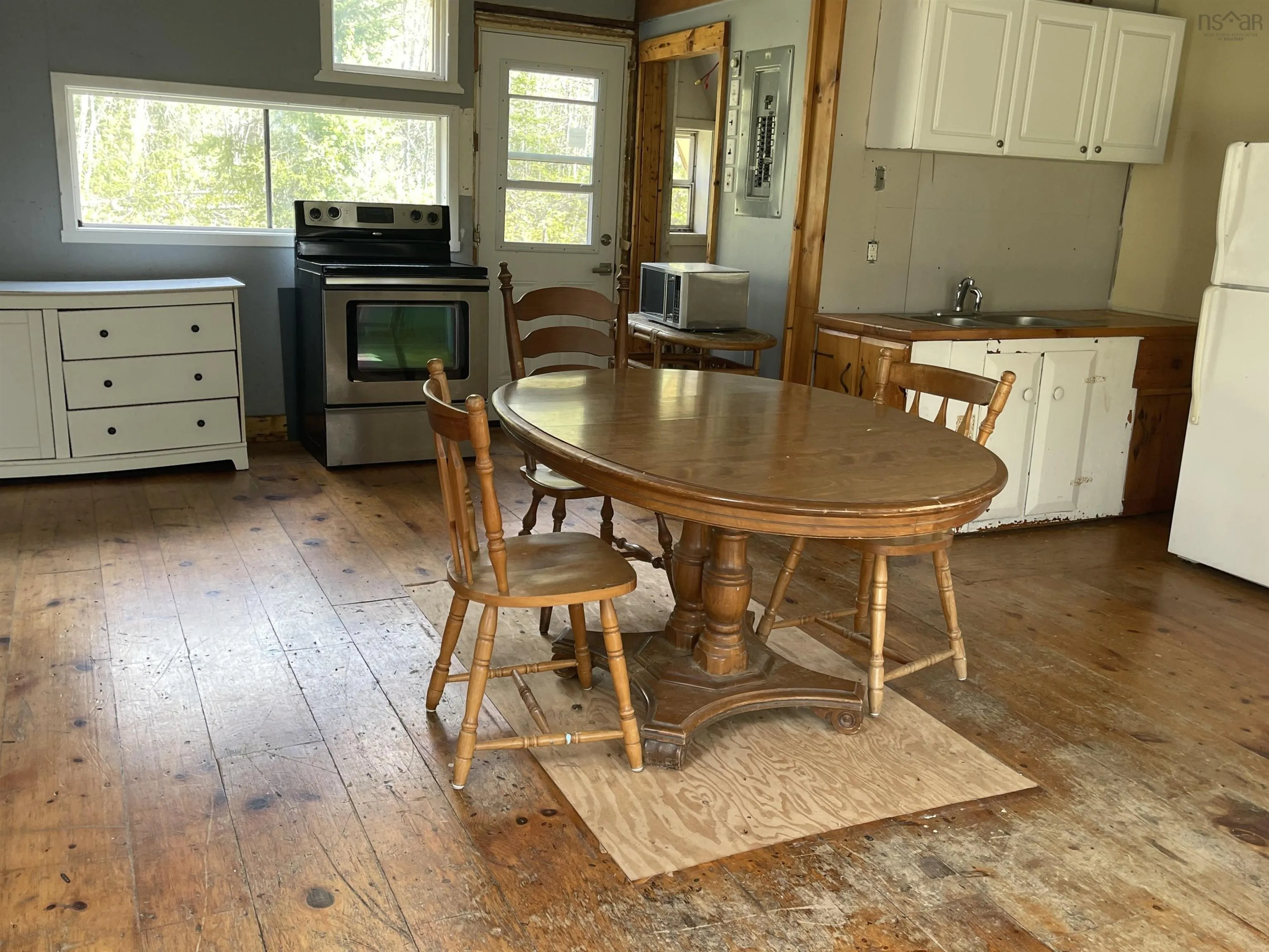 727 Four Mile Brook Road, Four Mile Brook, NS B0K 1H0, 1 Bedroom Bedrooms, ,1 BathroomBathrooms,Residential,For Sale,Four Mile Brook,202511968