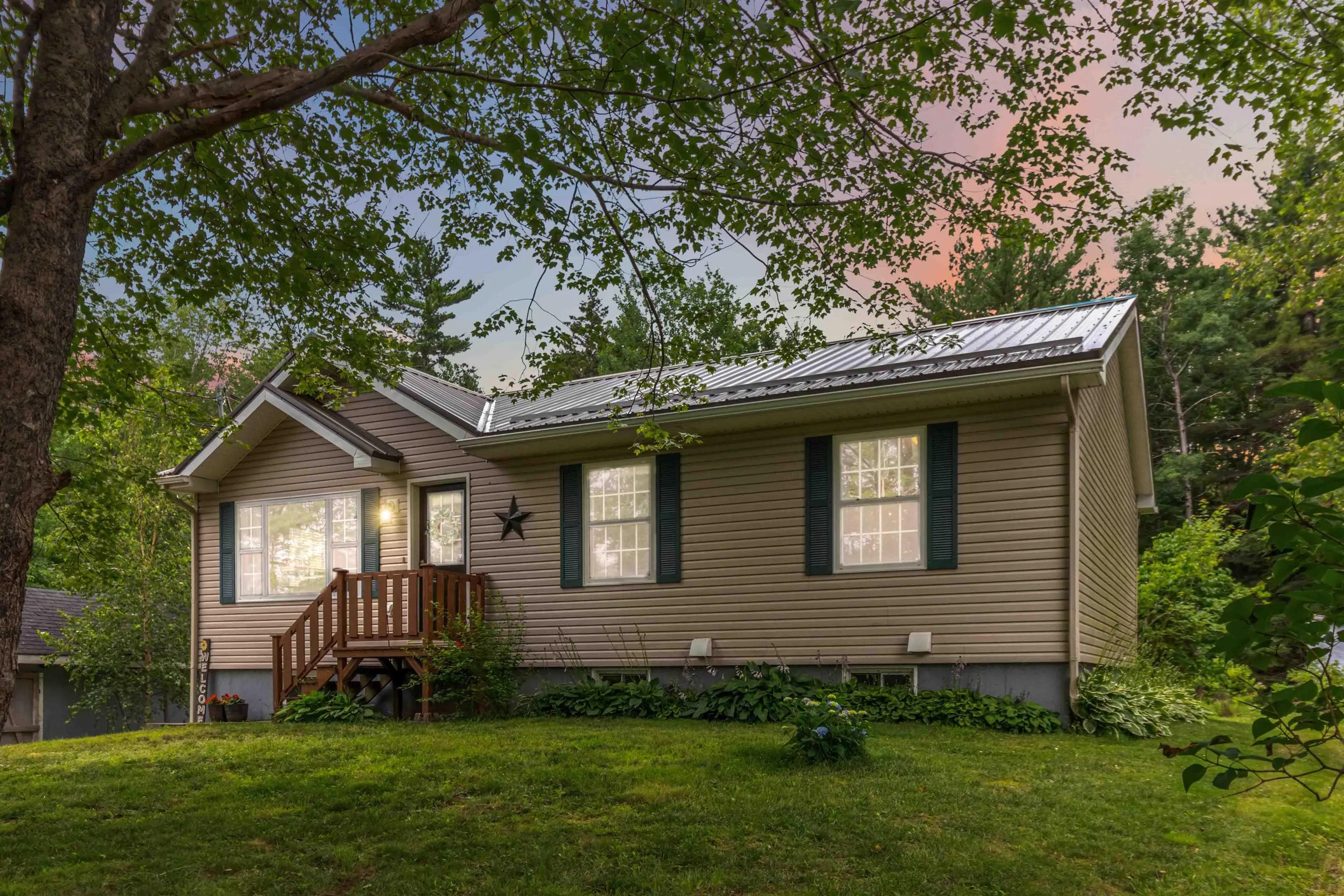 1895 Upper Branch Road, Midville Branch, NS B4V 4S7, 3 Bedrooms Bedrooms, ,1 BathroomBathrooms,Residential,For Sale,Upper Branch,202517067
