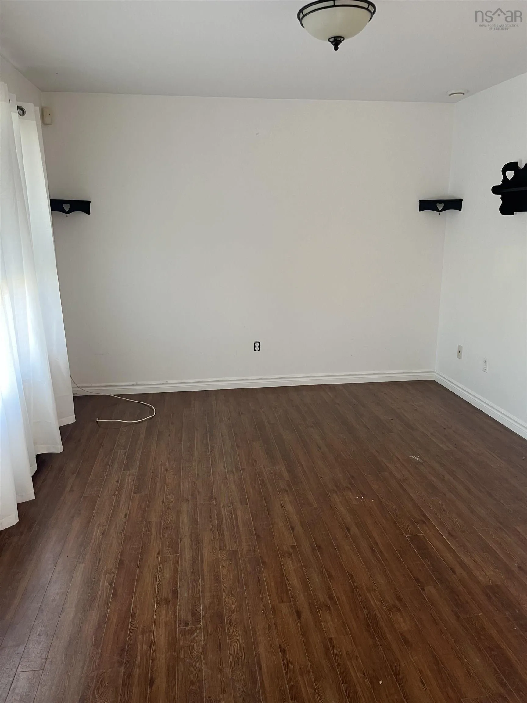 7 Gordon Street, Glace Bay, NS B1A 3Z1, 2 Bedrooms Bedrooms, ,1 BathroomBathrooms,Residential,For Sale,Gordon,202522012