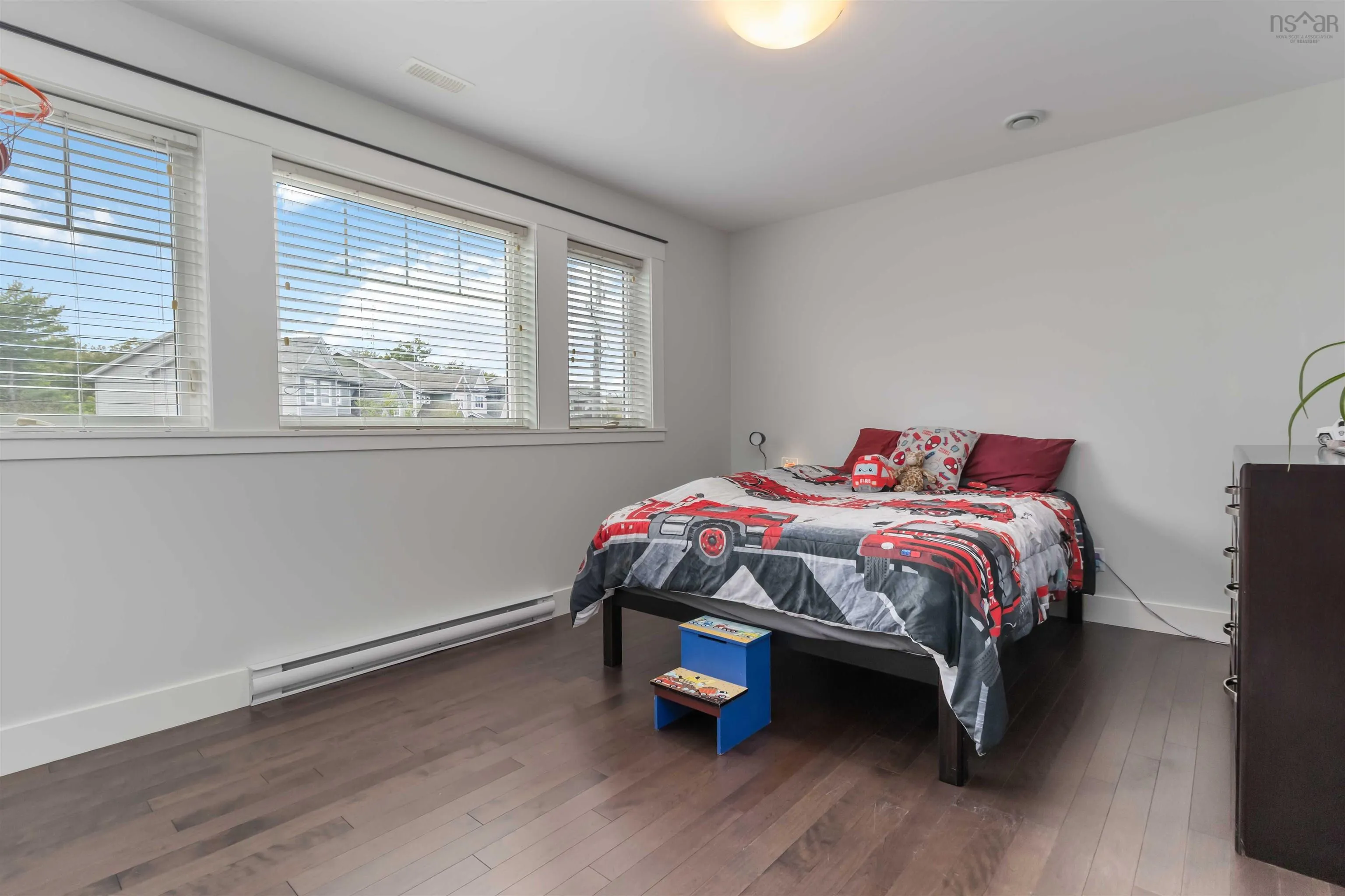 11 Aspenhill Court, Bedford, NS B4B 0M3, 4 Bedrooms Bedrooms, ,4 BathroomsBathrooms,Residential,For Sale,Aspenhill,202524476