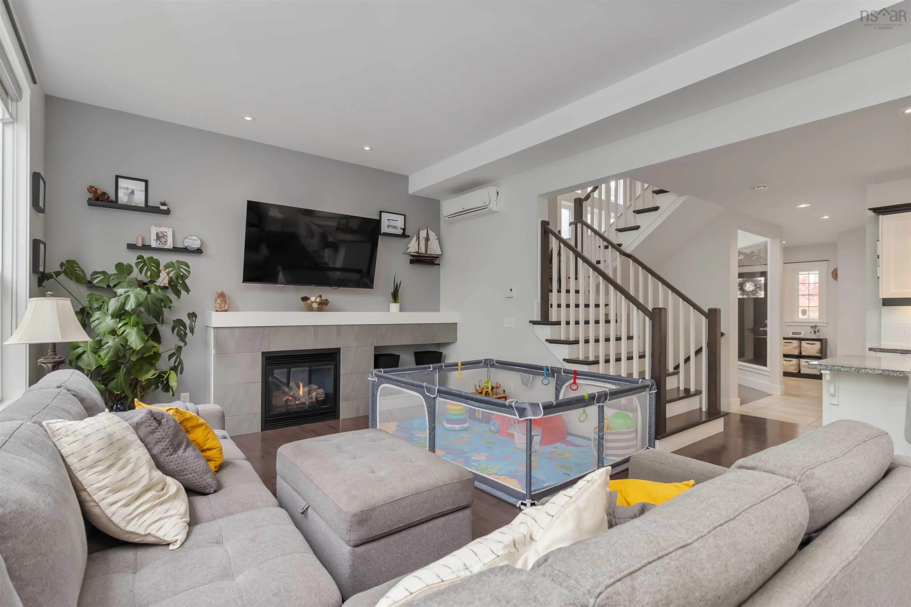 11 Aspenhill Court, Bedford, NS B4B 0M3, 4 Bedrooms Bedrooms, ,4 BathroomsBathrooms,Residential,For Sale,Aspenhill,202524476