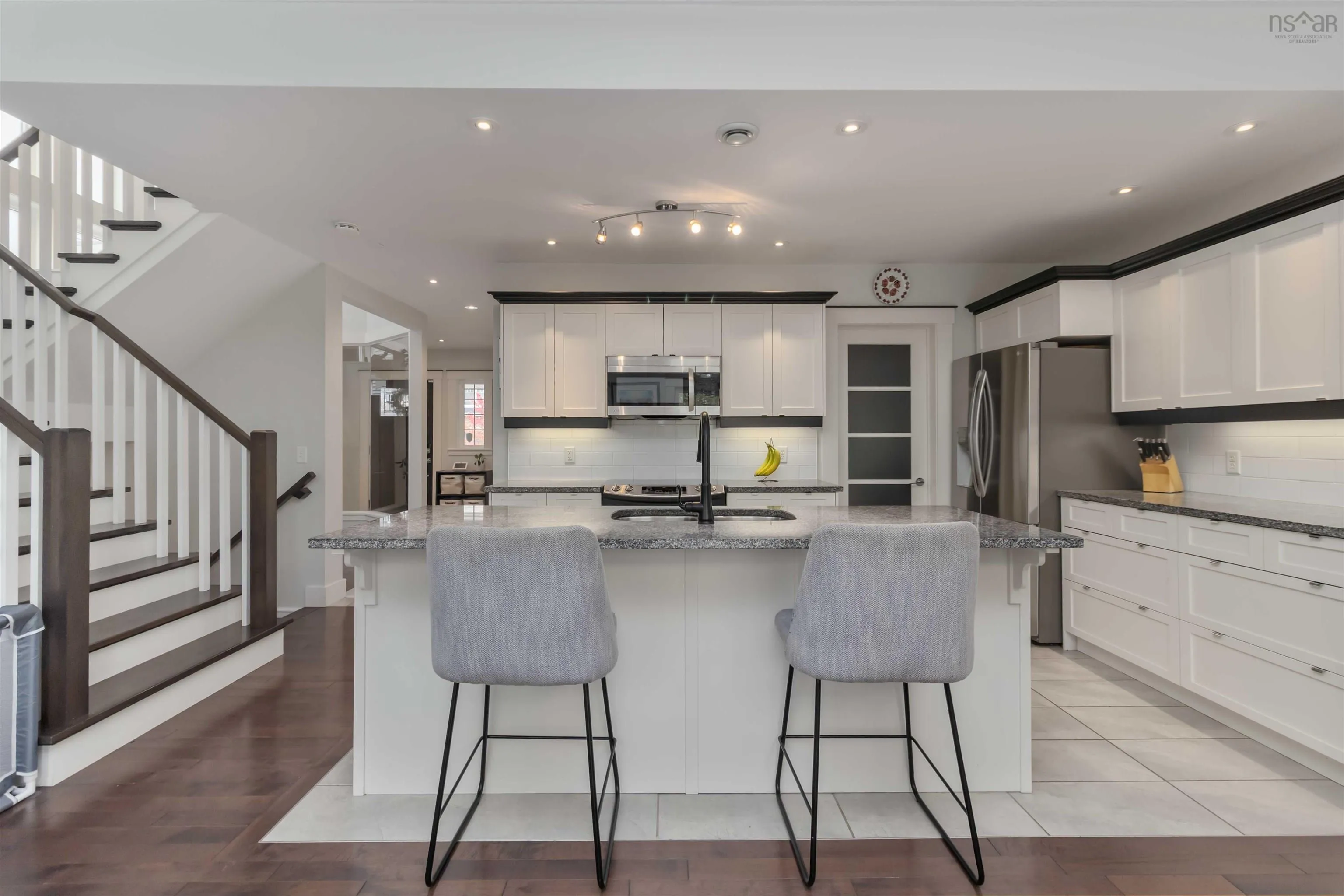11 Aspenhill Court, Bedford, NS B4B 0M3, 4 Bedrooms Bedrooms, ,4 BathroomsBathrooms,Residential,For Sale,Aspenhill,202524476
