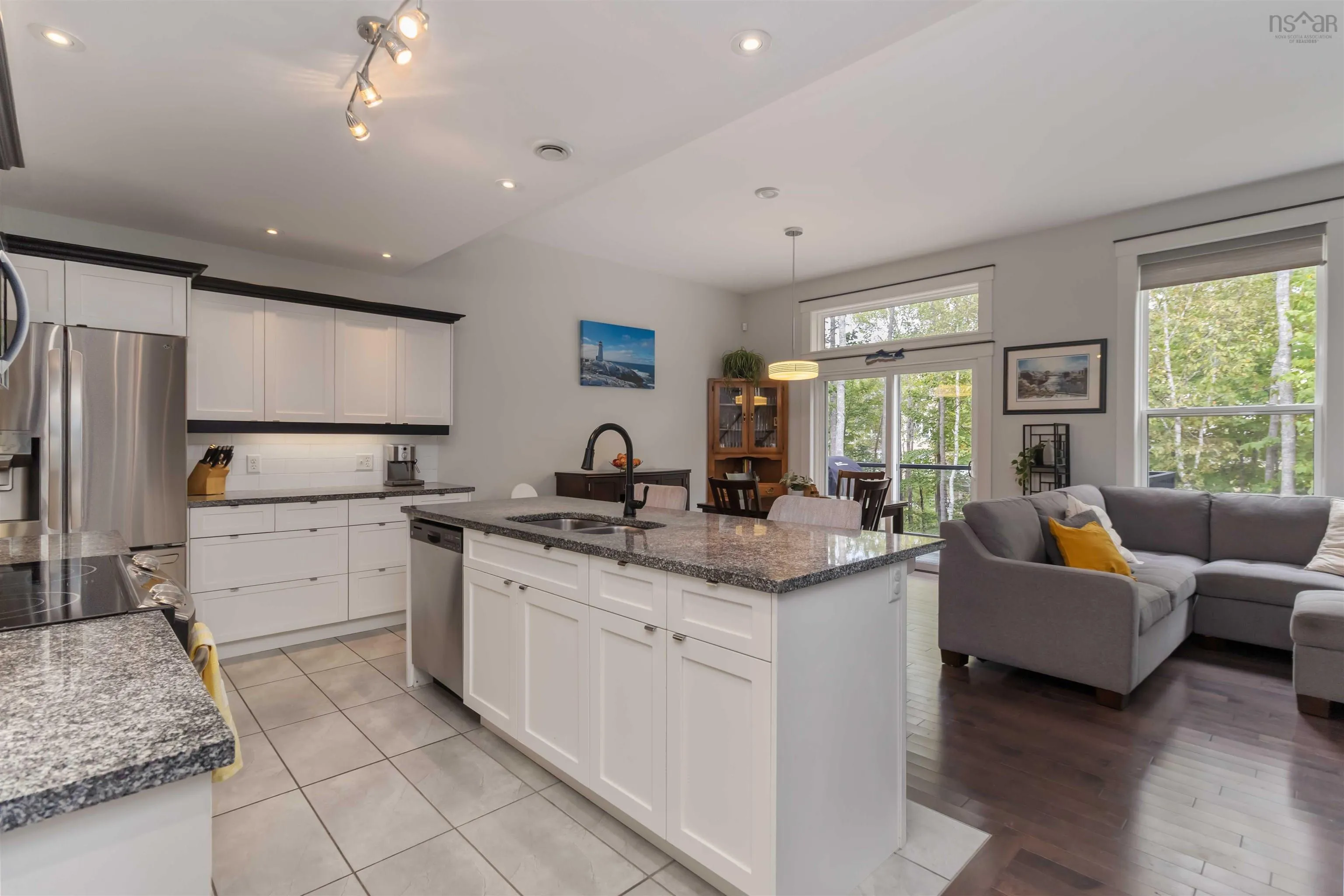 11 Aspenhill Court, Bedford, NS B4B 0M3, 4 Bedrooms Bedrooms, ,4 BathroomsBathrooms,Residential,For Sale,Aspenhill,202524476